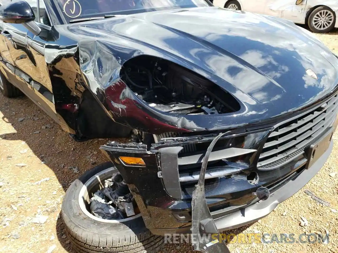 9 Photograph of a damaged car WP1AB2A53KLB31508 PORSCHE MACAN 2019