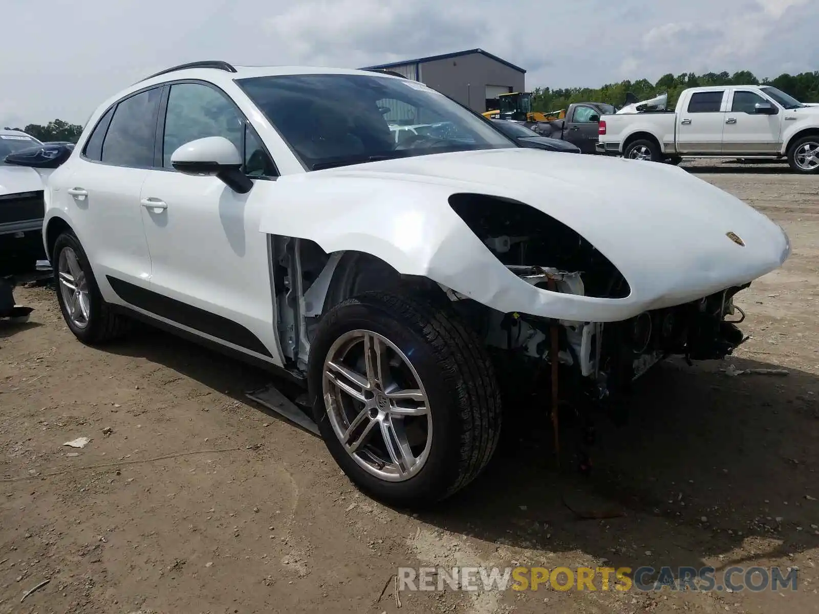 1 Photograph of a damaged car WP1AB2A53KLB32335 PORSCHE MACAN 2019