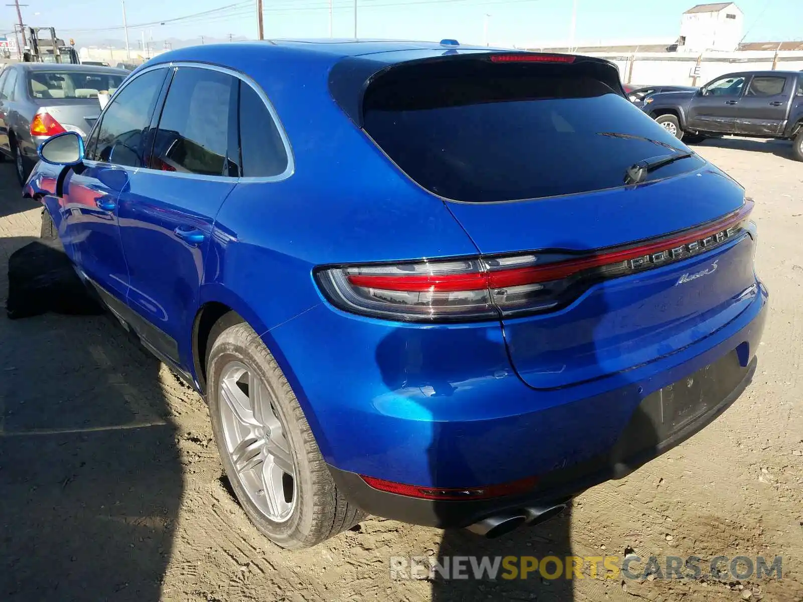 3 Фотография поврежденного автомобиля WP1AB2A55KLB31025 PORSCHE MACAN 2019