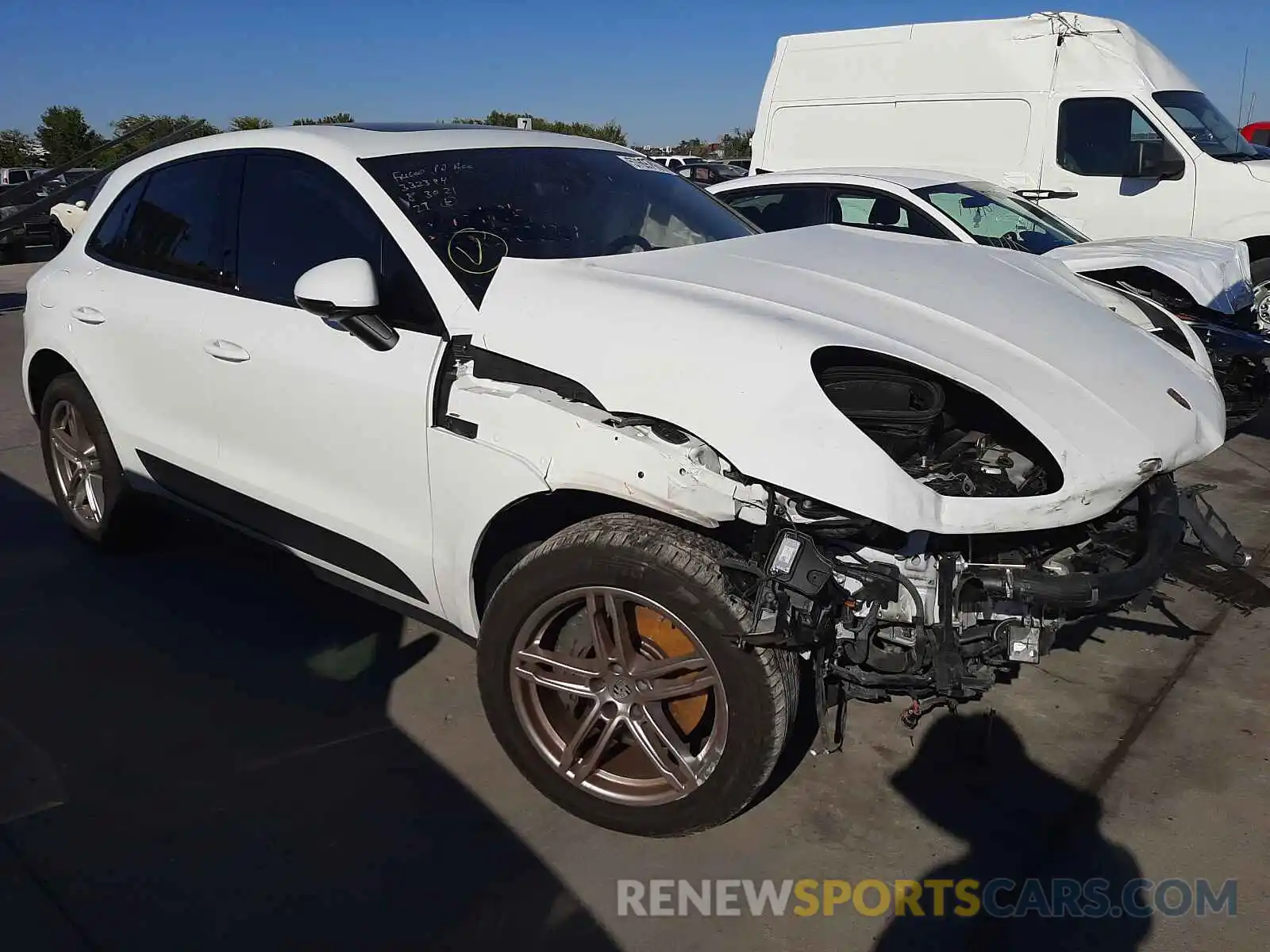 1 Photograph of a damaged car WP1AB2A55KLB34037 PORSCHE MACAN 2019