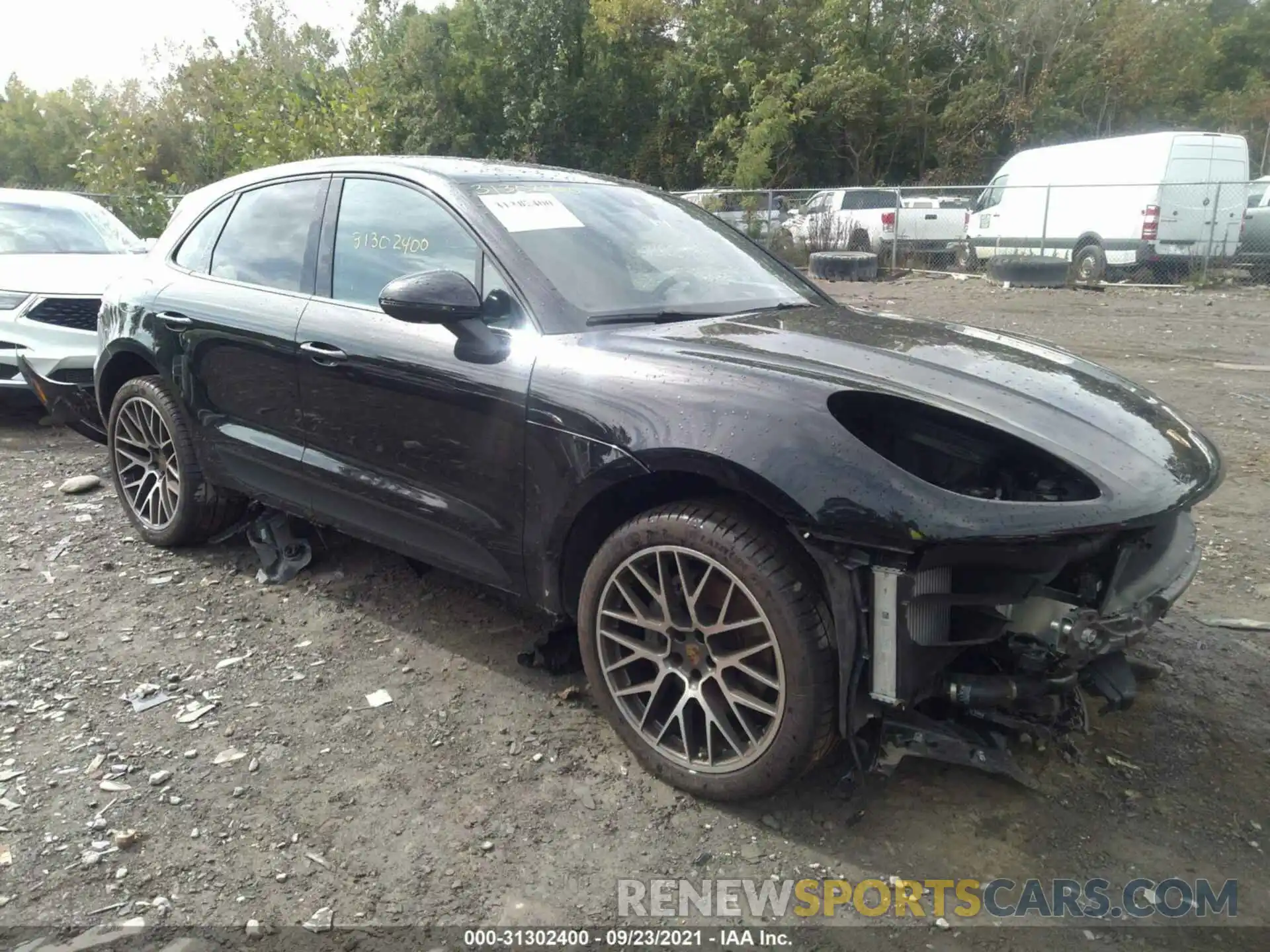 1 Photograph of a damaged car WP1AB2A56KLB30756 PORSCHE MACAN 2019