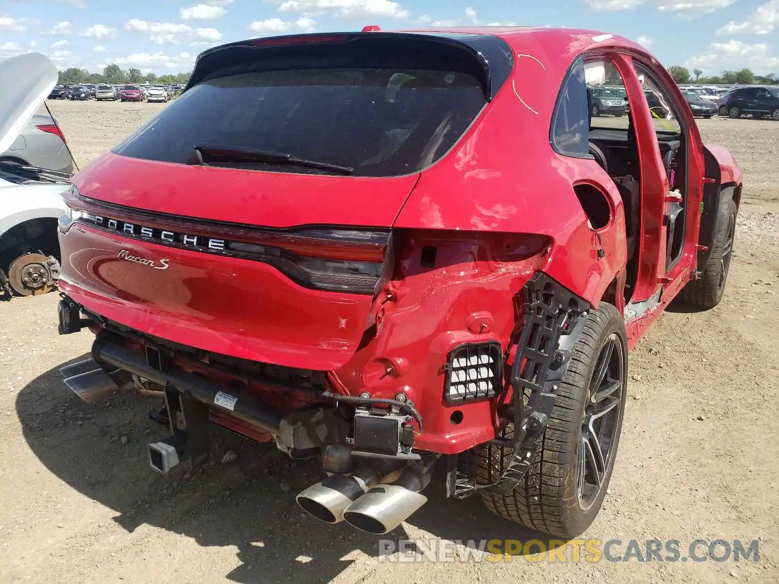 4 Photograph of a damaged car WP1AB2A57KLB32578 PORSCHE MACAN 2019