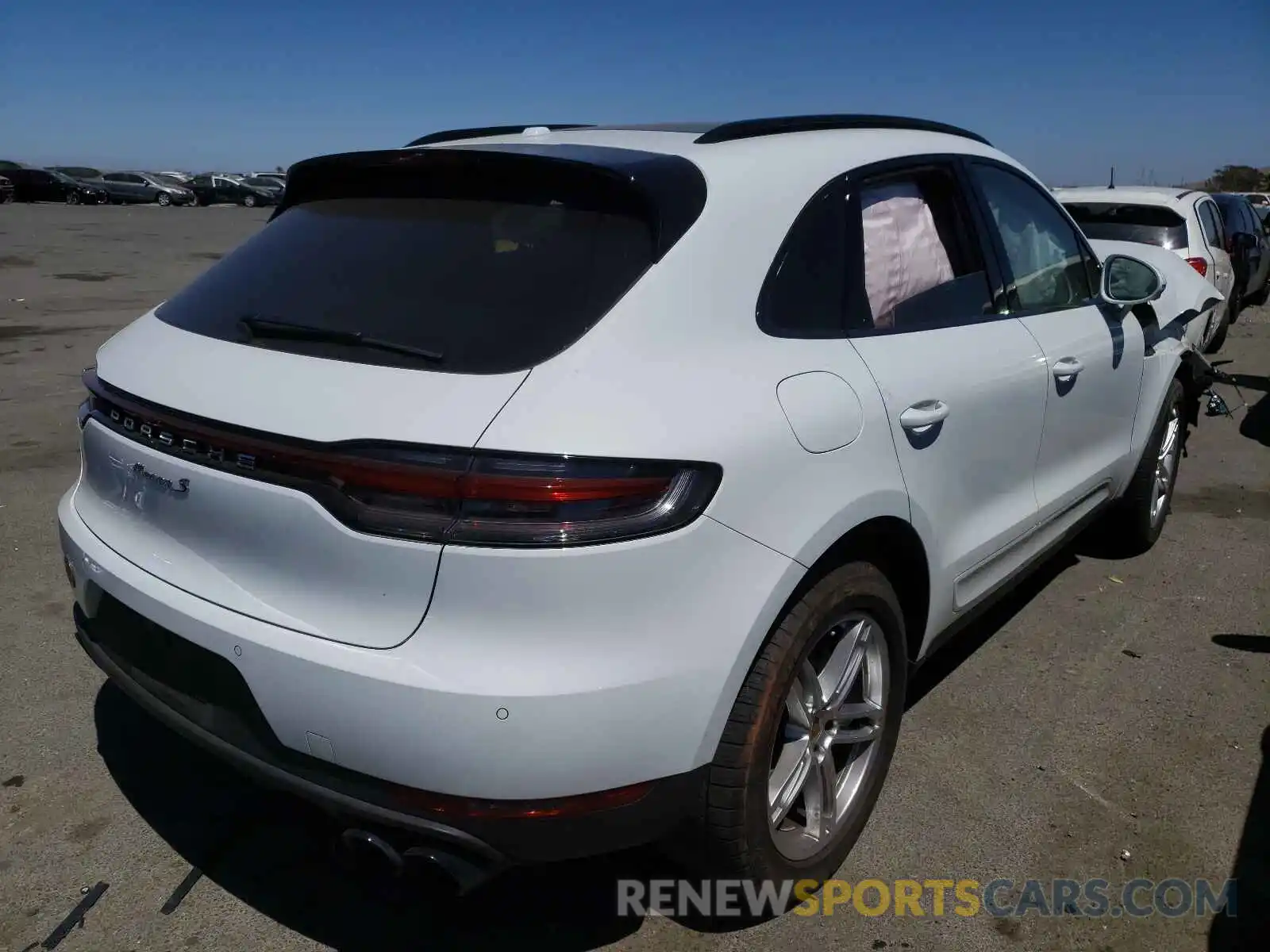 4 Photograph of a damaged car WP1AB2A57KLB32905 PORSCHE MACAN 2019