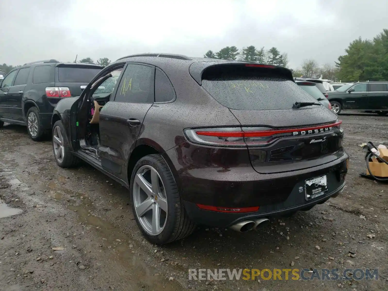 3 Photograph of a damaged car WP1AB2A58KLB30368 PORSCHE MACAN 2019