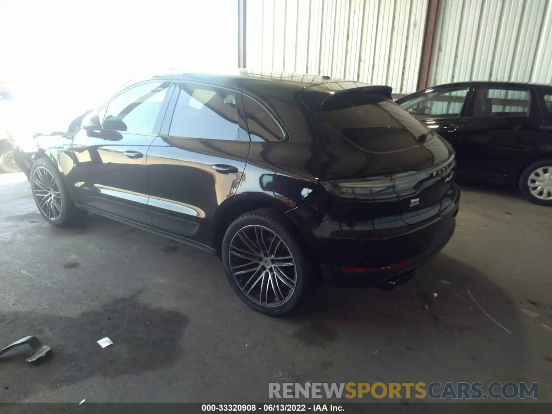 3 Фотография поврежденного автомобиля WP1AB2A58KLB30399 PORSCHE MACAN 2019