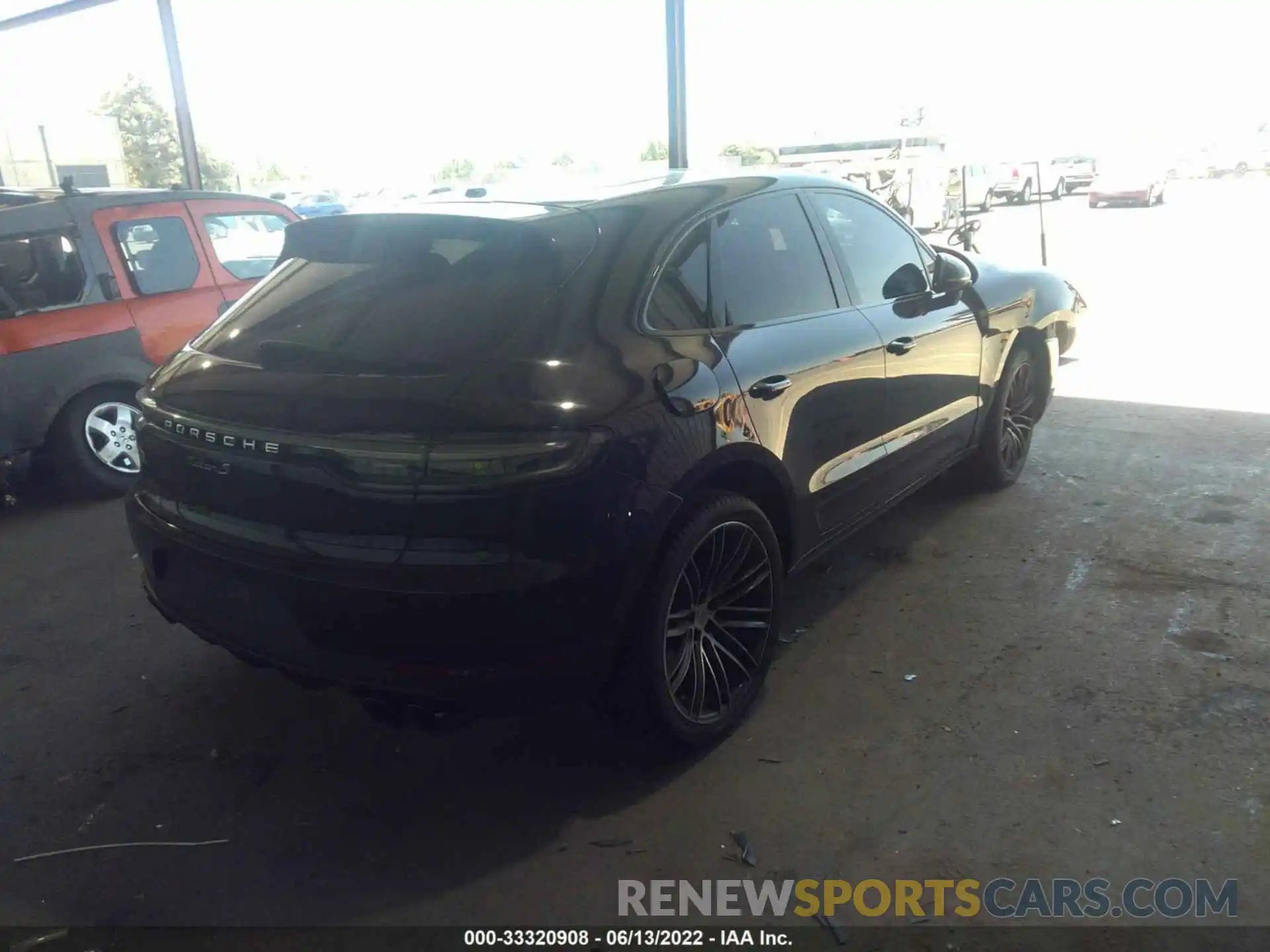 4 Фотография поврежденного автомобиля WP1AB2A58KLB30399 PORSCHE MACAN 2019