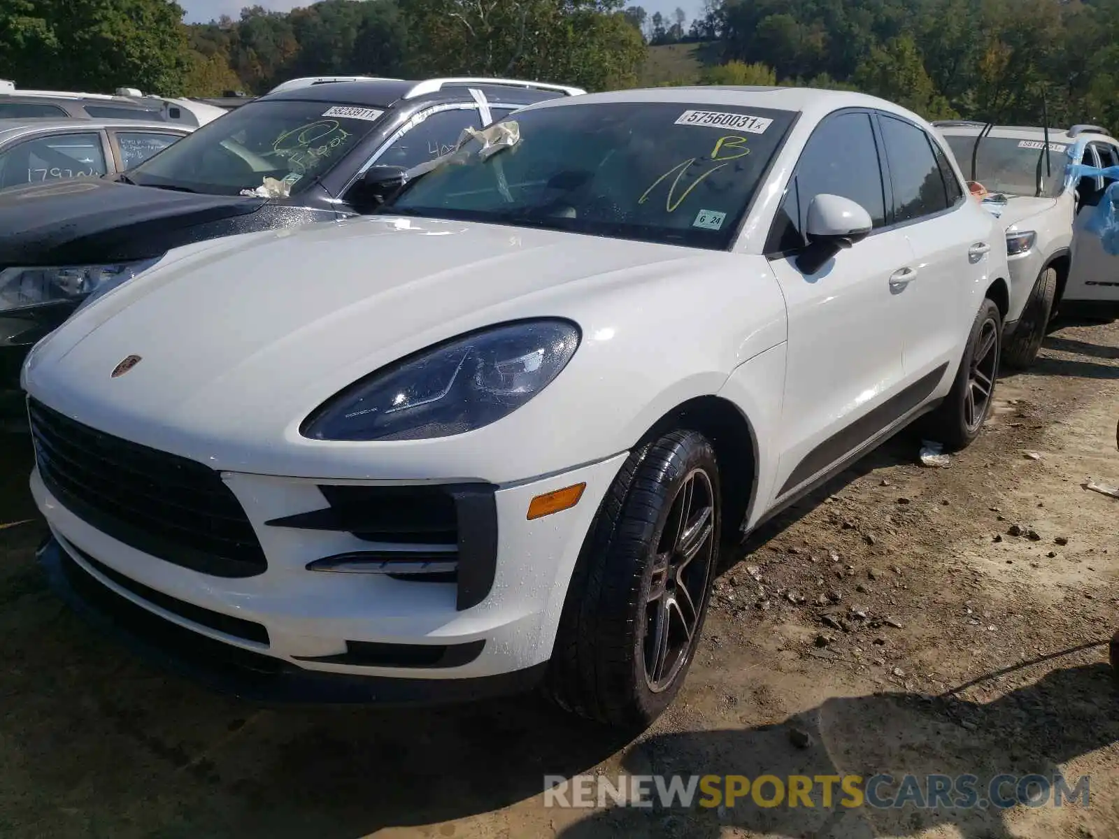 2 Photograph of a damaged car WP1AB2A59KLB31609 PORSCHE MACAN 2019