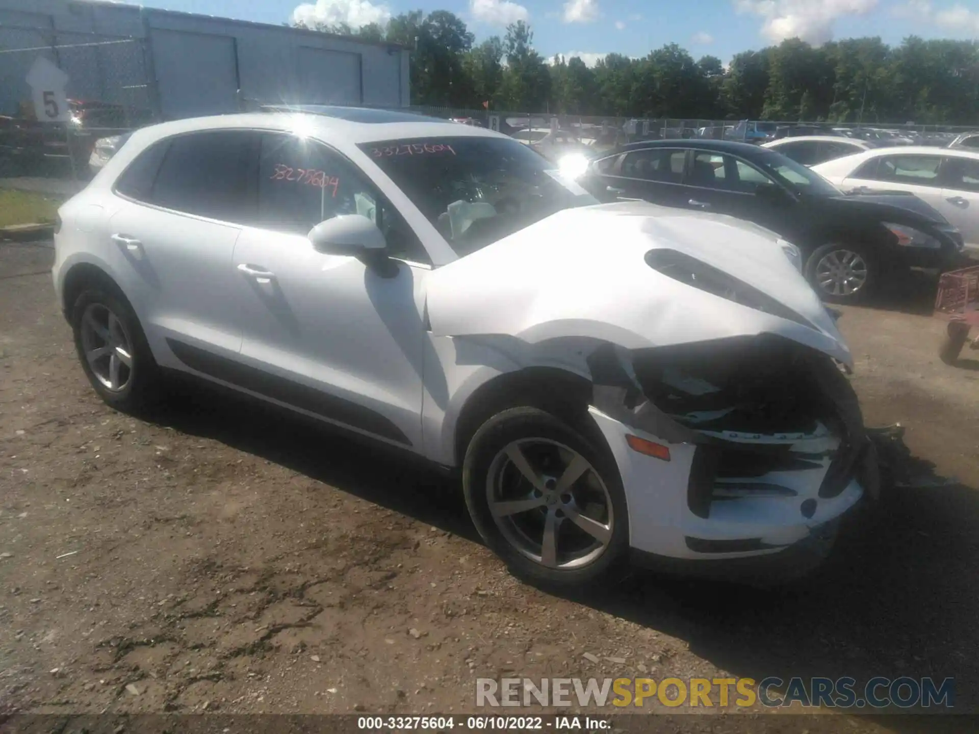 1 Photograph of a damaged car WP1AA2A51LLB11830 PORSCHE MACAN 2020