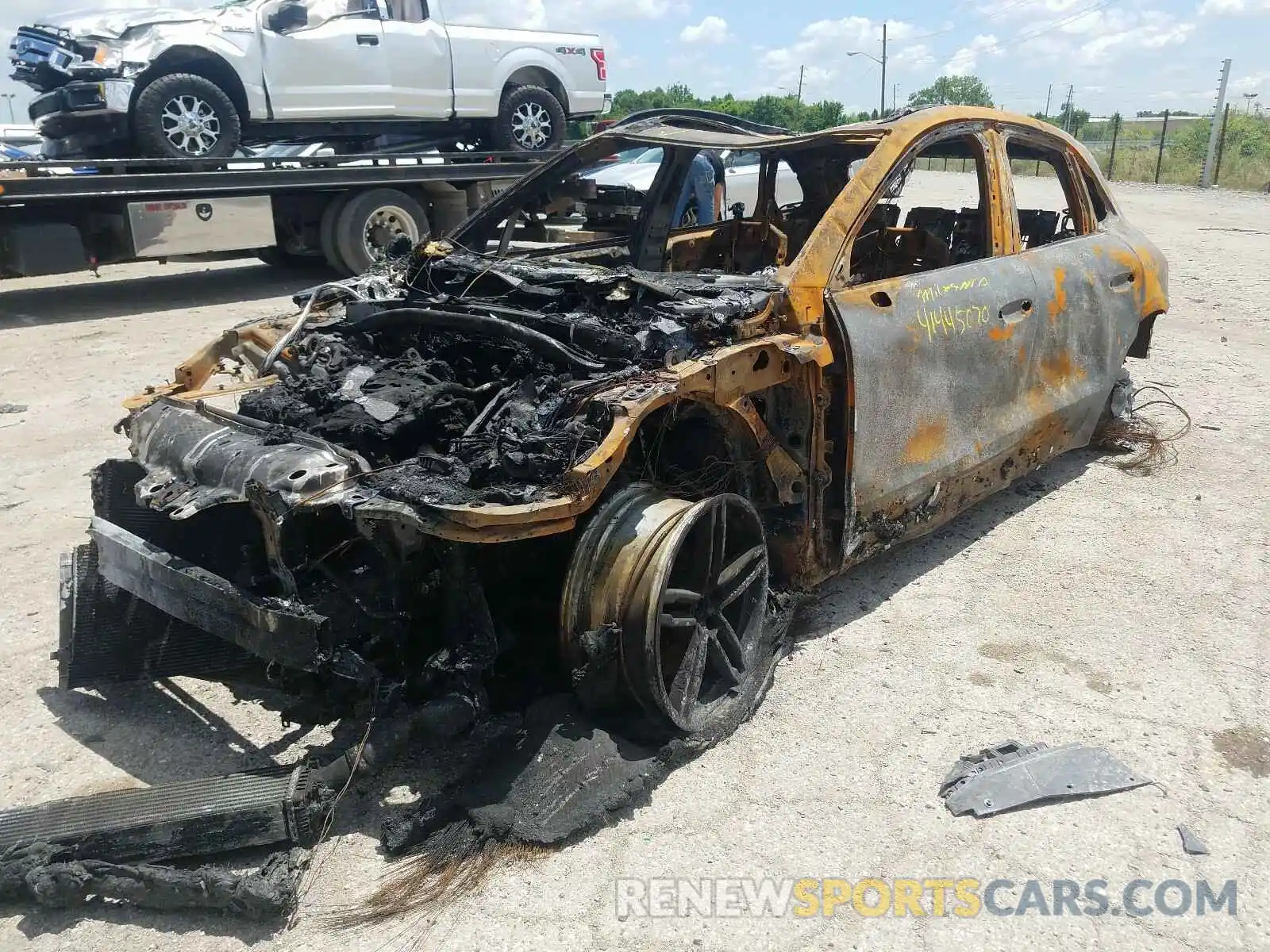 2 Photograph of a damaged car WP1AA2A52LLB01341 PORSCHE MACAN 2020