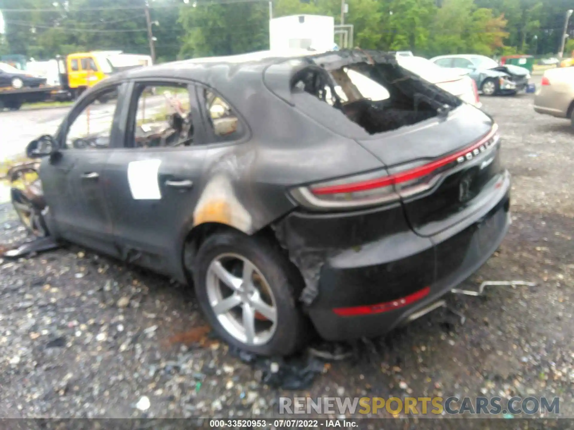 3 Photograph of a damaged car WP1AA2A52LLB07916 PORSCHE MACAN 2020