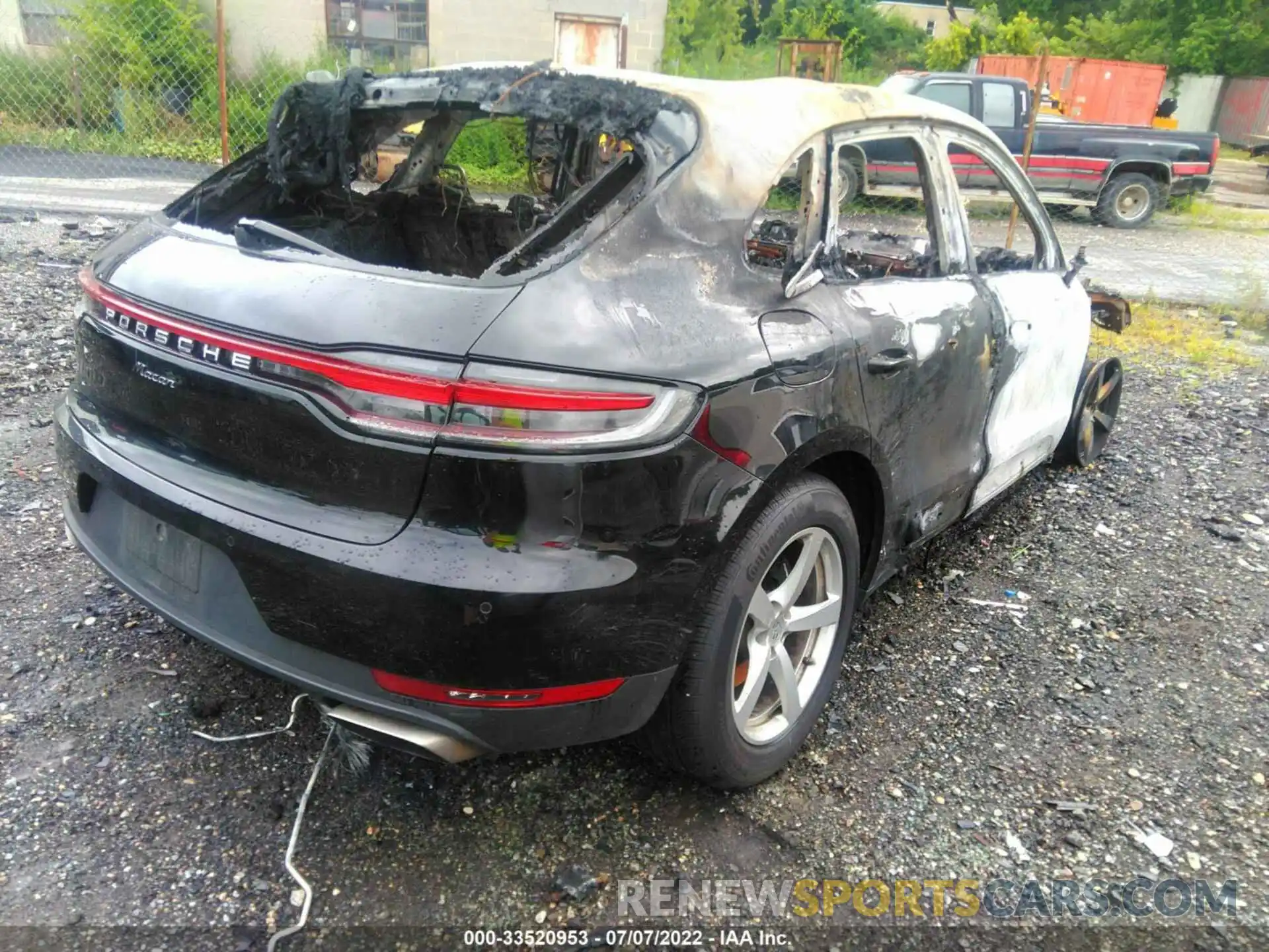 4 Photograph of a damaged car WP1AA2A52LLB07916 PORSCHE MACAN 2020