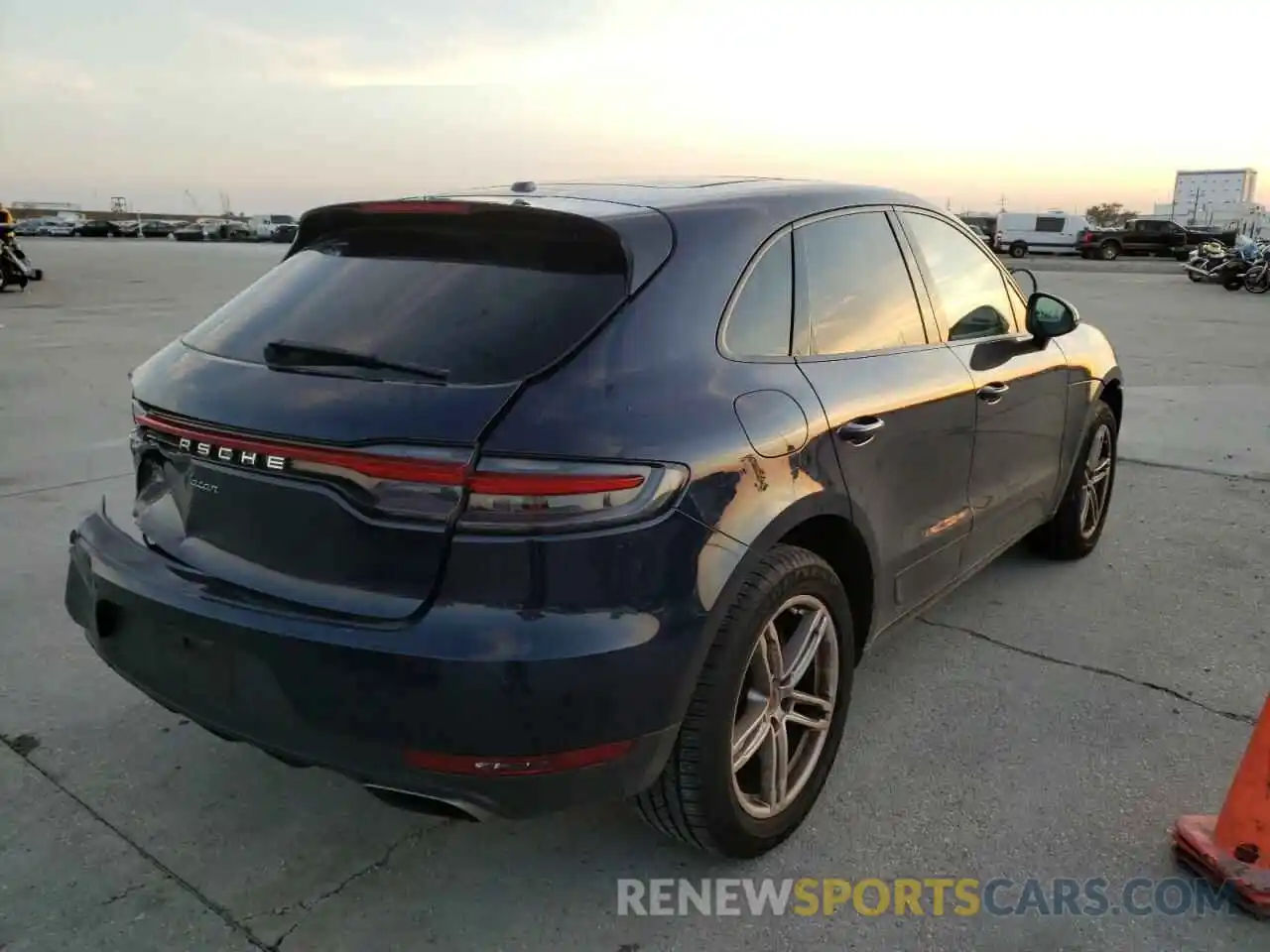 4 Photograph of a damaged car WP1AA2A52LLB10265 PORSCHE MACAN 2020