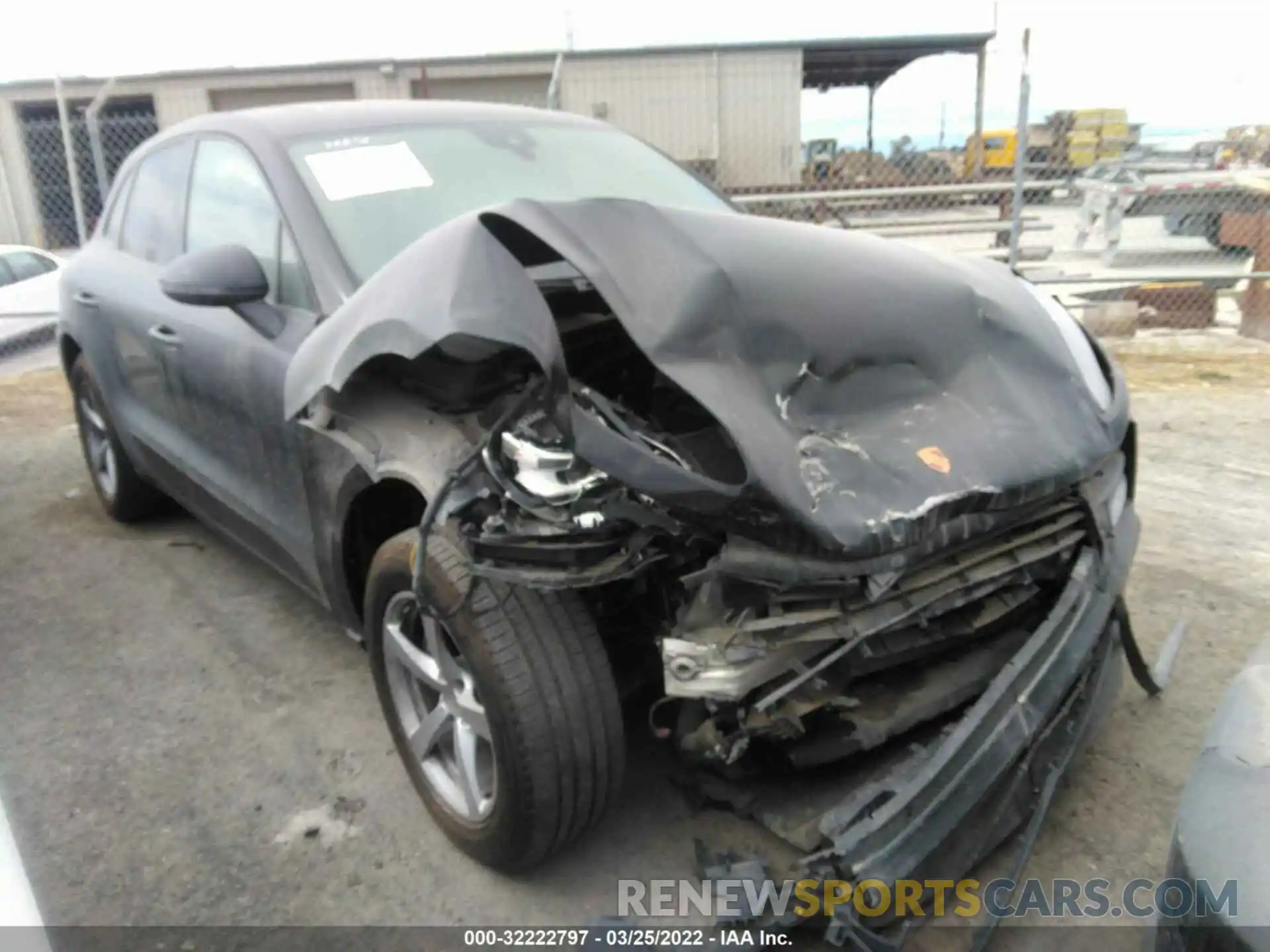 1 Photograph of a damaged car WP1AA2A52LLB13490 PORSCHE MACAN 2020