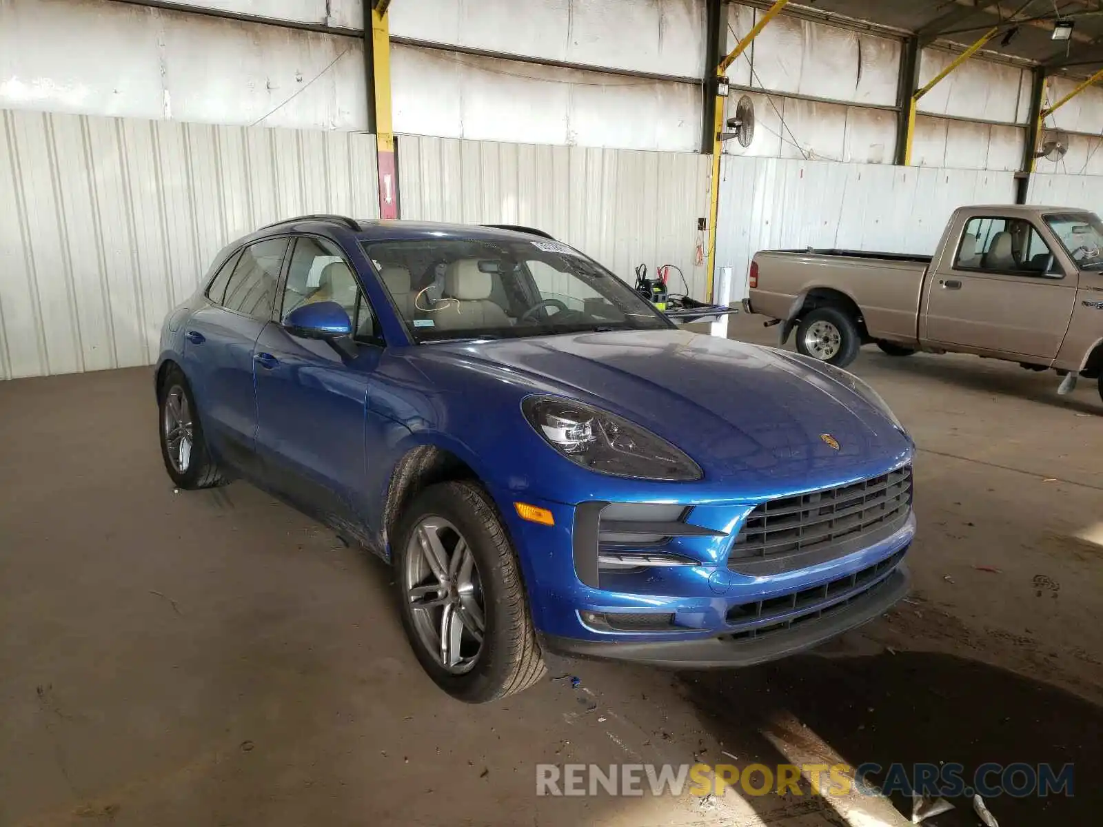 1 Photograph of a damaged car WP1AA2A52LLB15028 PORSCHE MACAN 2020