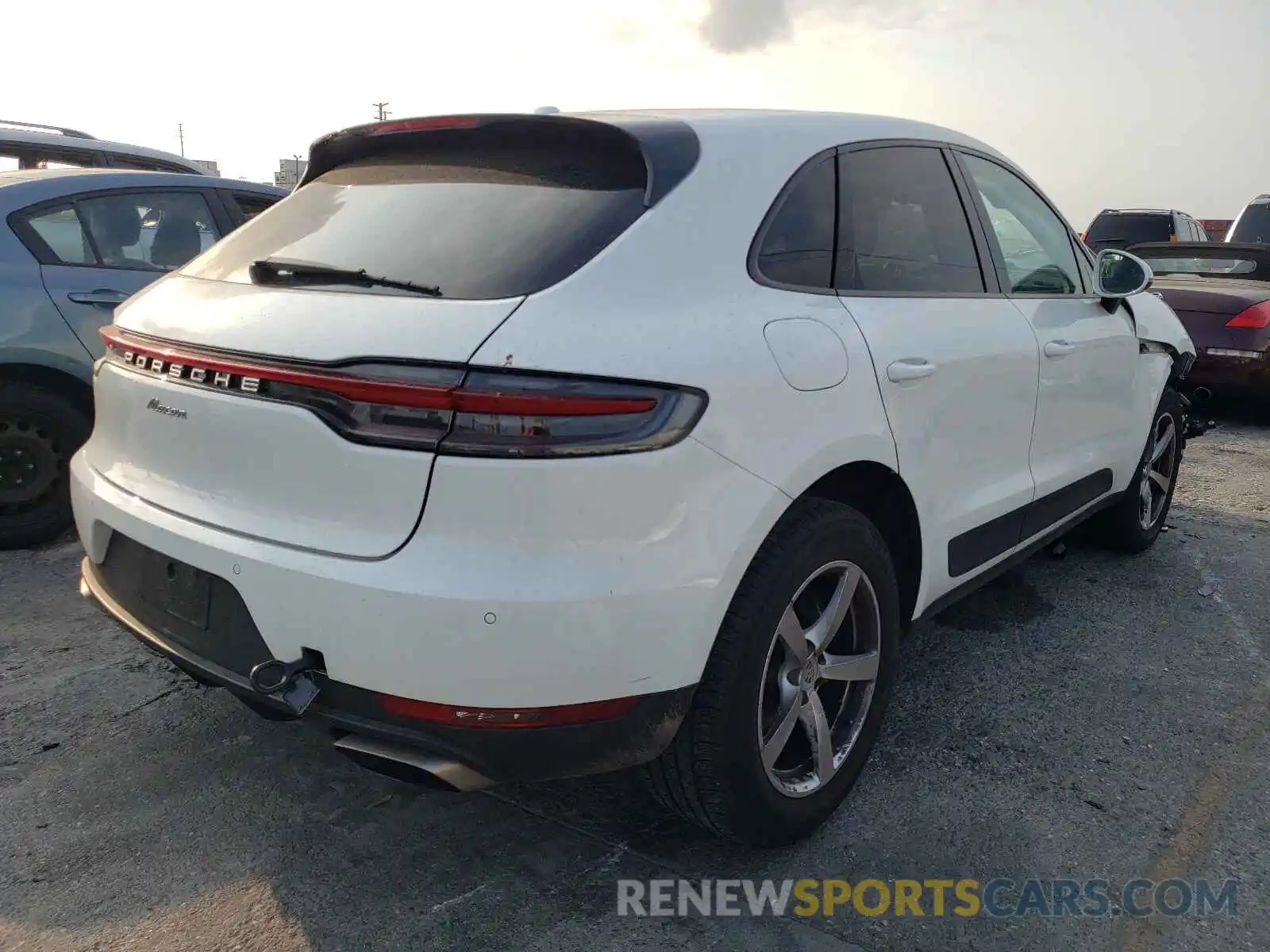 4 Photograph of a damaged car WP1AA2A53LLB00649 PORSCHE MACAN 2020