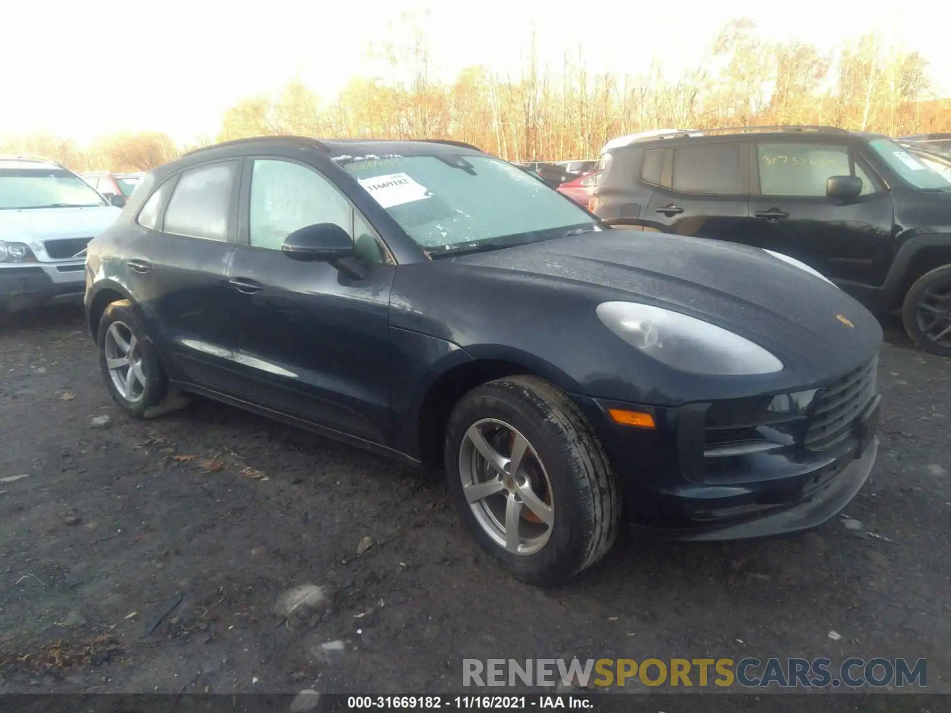 1 Photograph of a damaged car WP1AA2A53LLB08993 PORSCHE MACAN 2020