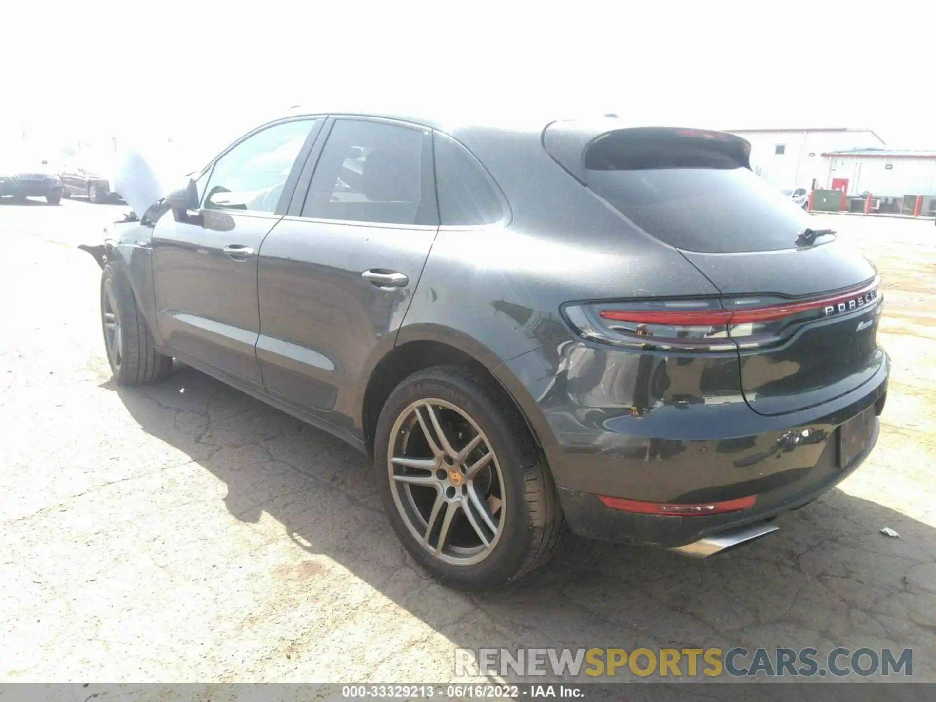 3 Photograph of a damaged car WP1AA2A53LLB11666 PORSCHE MACAN 2020