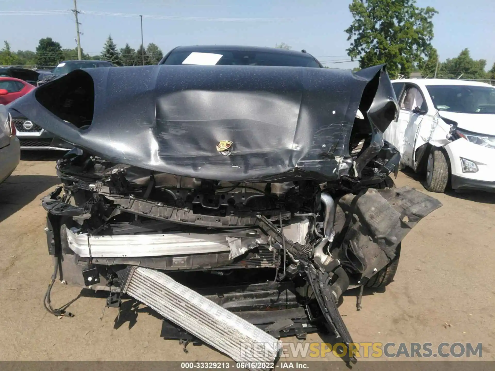 6 Photograph of a damaged car WP1AA2A53LLB11666 PORSCHE MACAN 2020