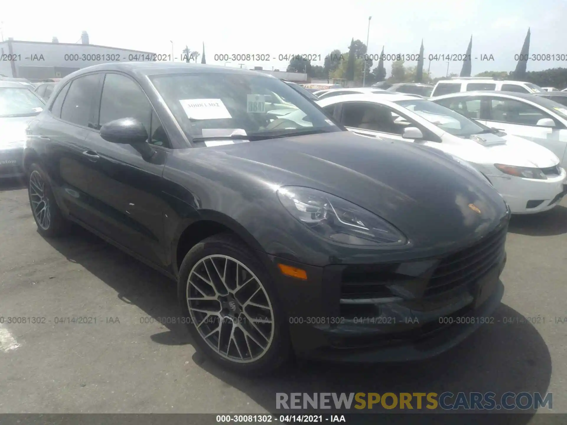 1 Photograph of a damaged car WP1AA2A54LLB05312 PORSCHE MACAN 2020