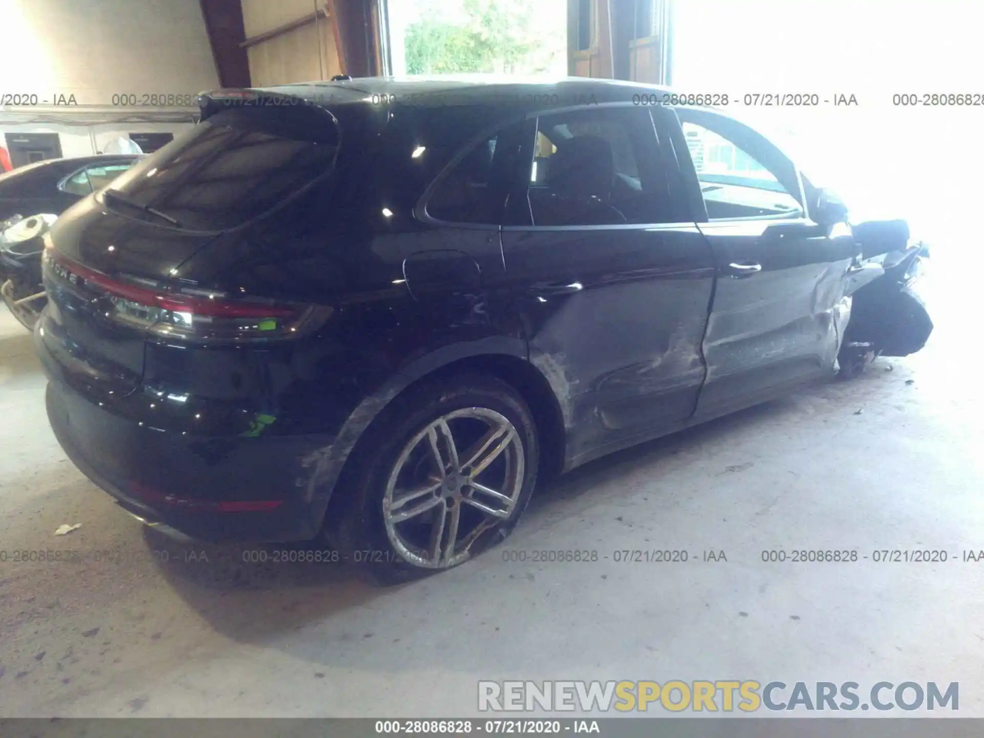 4 Photograph of a damaged car WP1AA2A55LLB04945 PORSCHE MACAN 2020