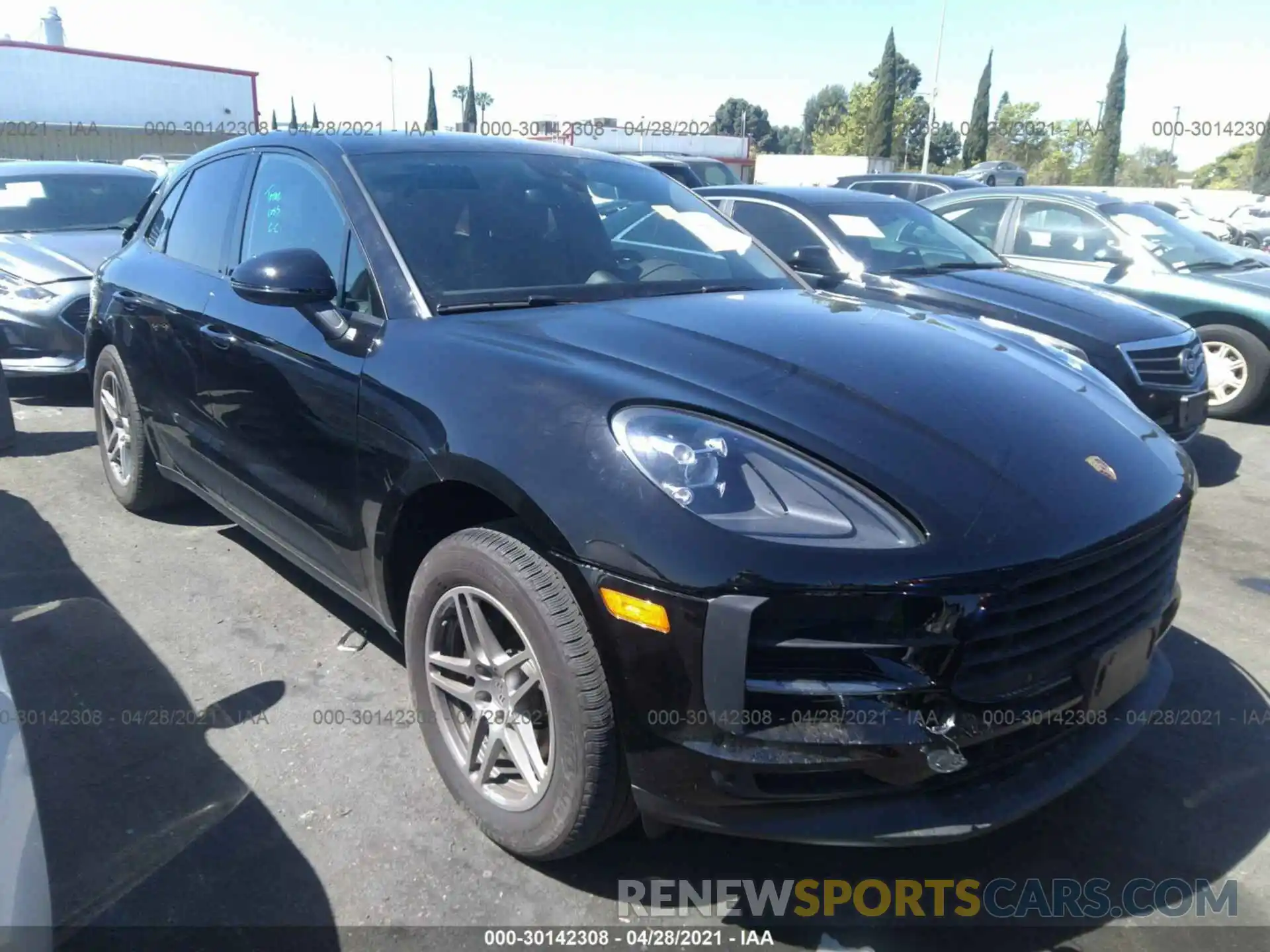 1 Photograph of a damaged car WP1AA2A55LLB10583 PORSCHE MACAN 2020