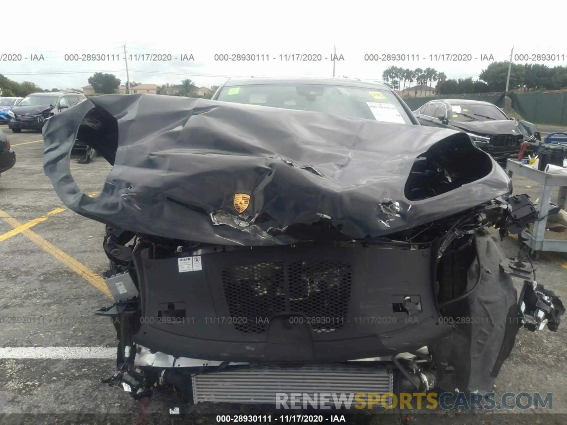 6 Photograph of a damaged car WP1AA2A55LLB13063 PORSCHE MACAN 2020