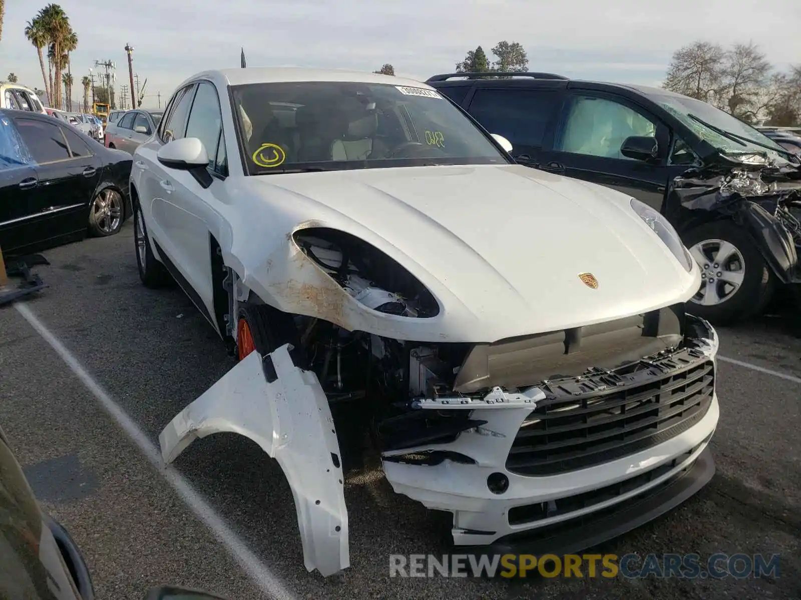 1 Photograph of a damaged car WP1AA2A56LLB03982 PORSCHE MACAN 2020