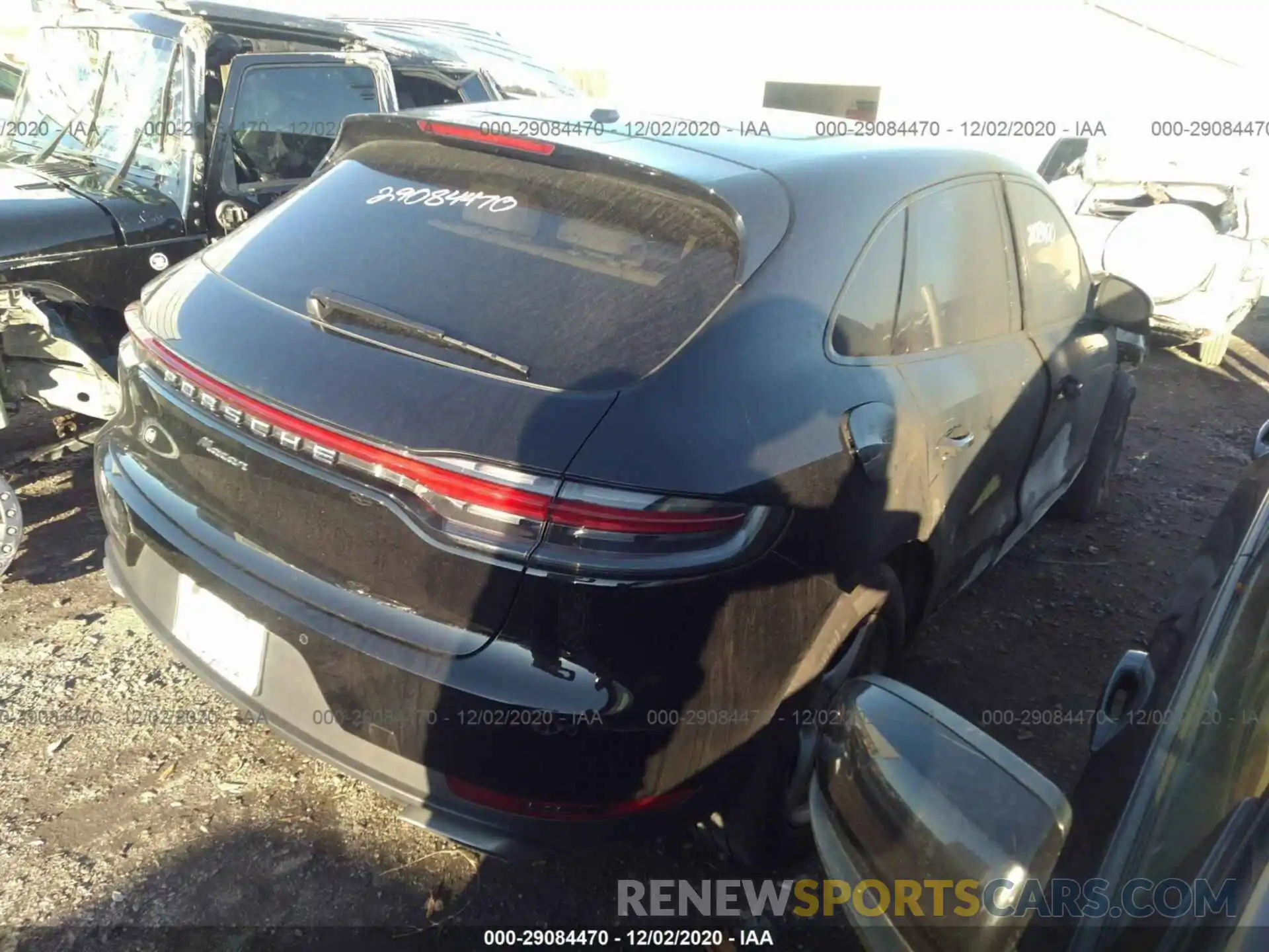 4 Photograph of a damaged car WP1AA2A56LLB06333 PORSCHE MACAN 2020