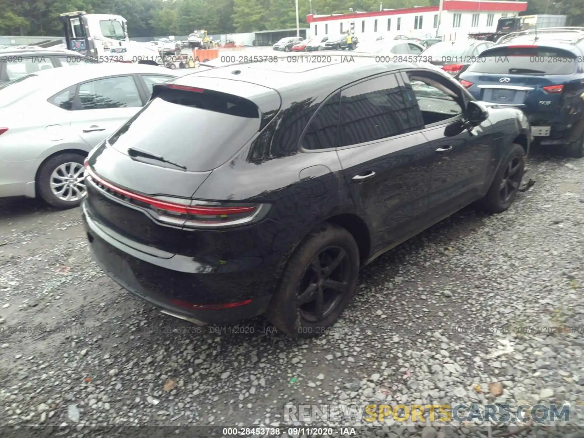 4 Photograph of a damaged car WP1AA2A56LLB08597 PORSCHE MACAN 2020