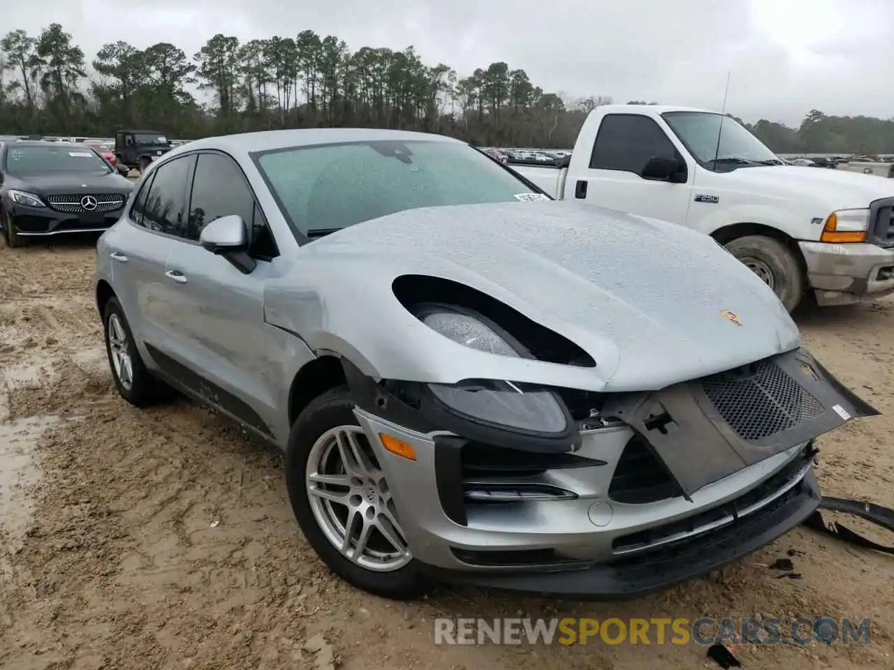 1 Photograph of a damaged car WP1AA2A56LLB10141 PORSCHE MACAN 2020