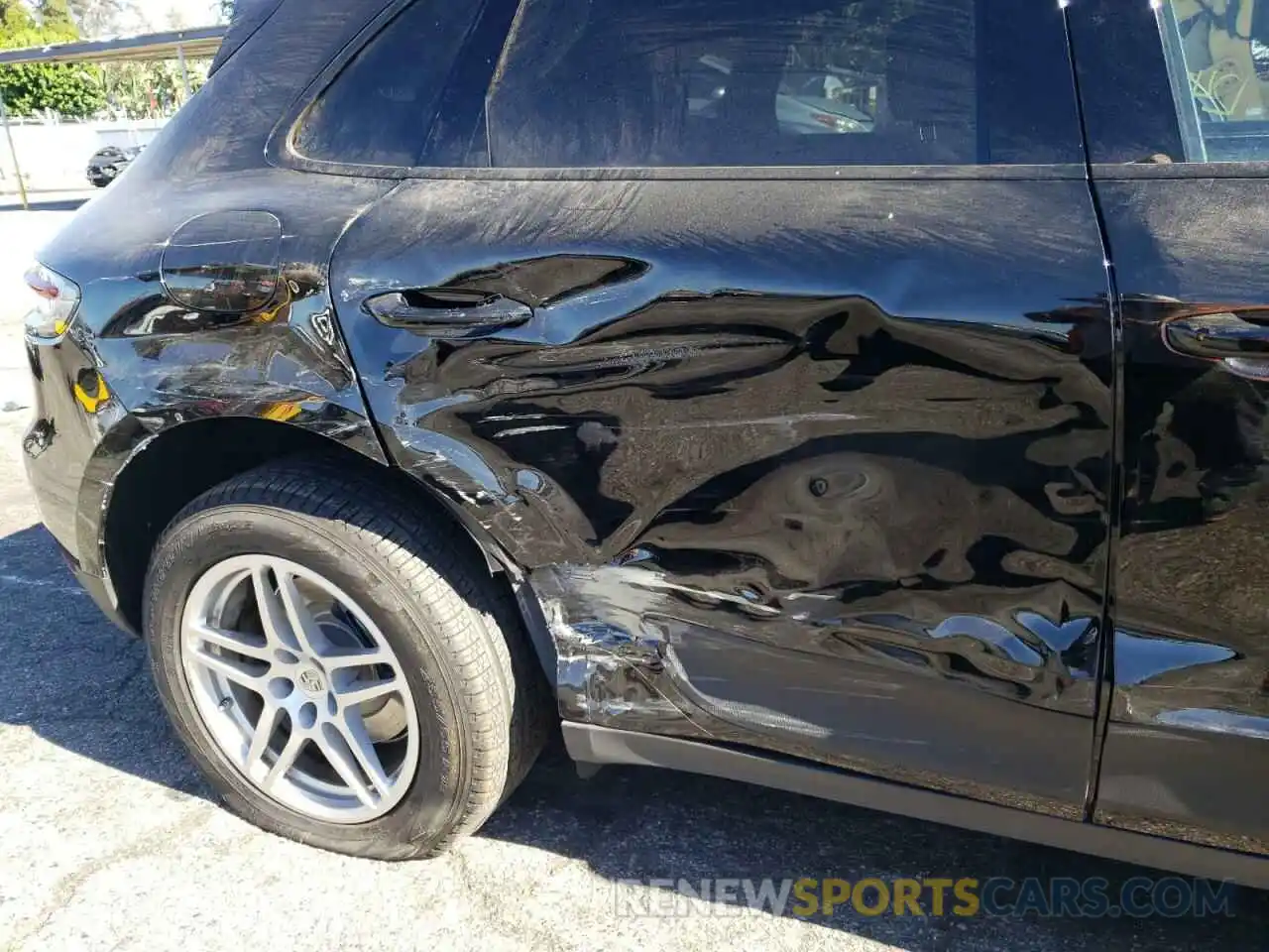 9 Photograph of a damaged car WP1AA2A57LLB08897 PORSCHE MACAN 2020