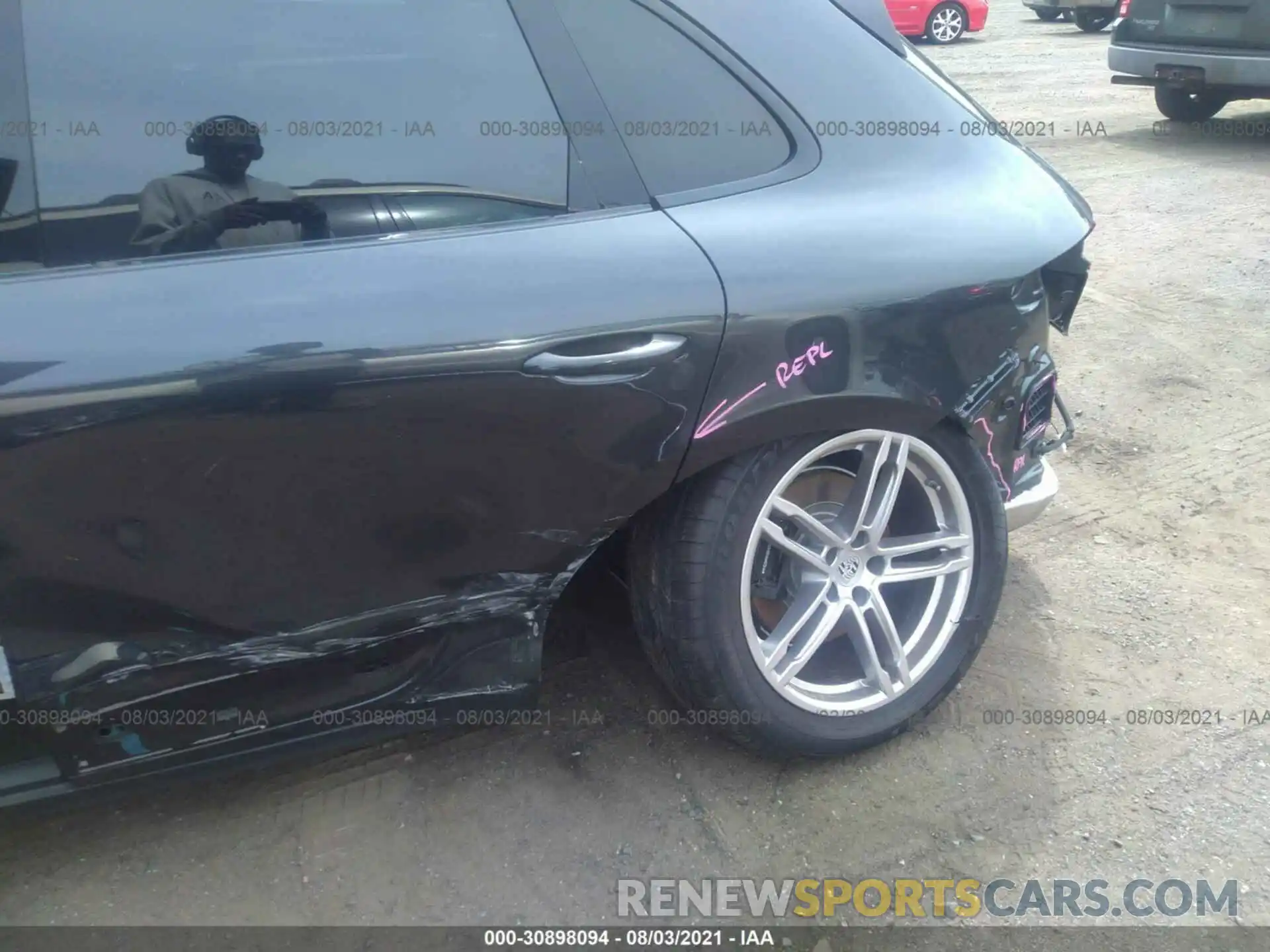 6 Photograph of a damaged car WP1AA2A57LLB09497 PORSCHE MACAN 2020