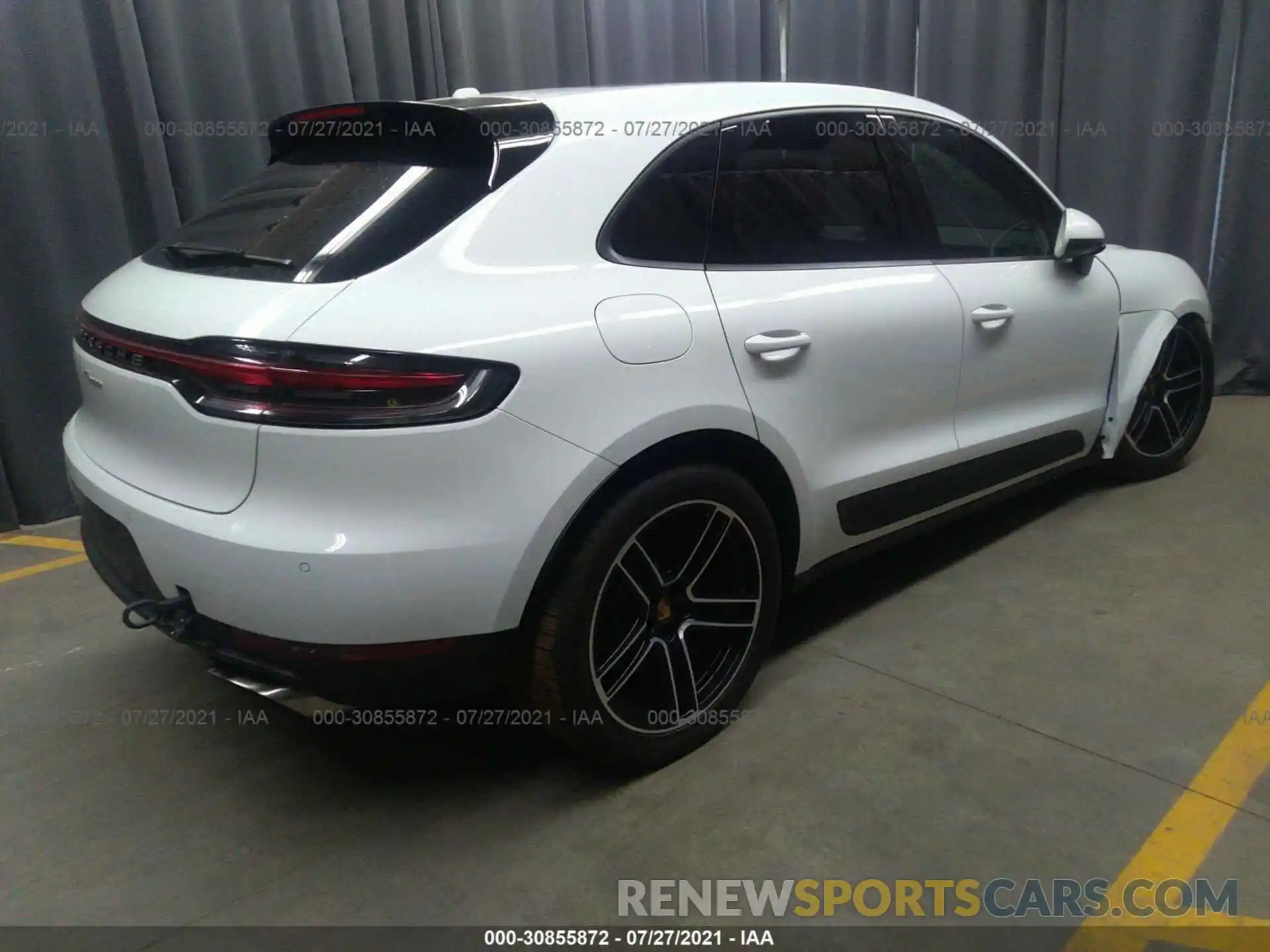 4 Photograph of a damaged car WP1AA2A57LLB10312 PORSCHE MACAN 2020