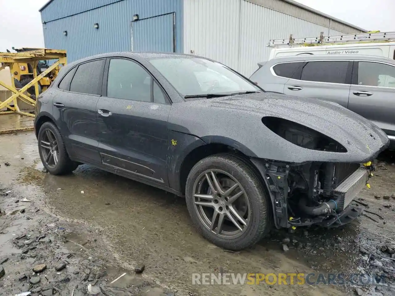 4 Photograph of a damaged car WP1AA2A57LLB13405 PORSCHE MACAN 2020