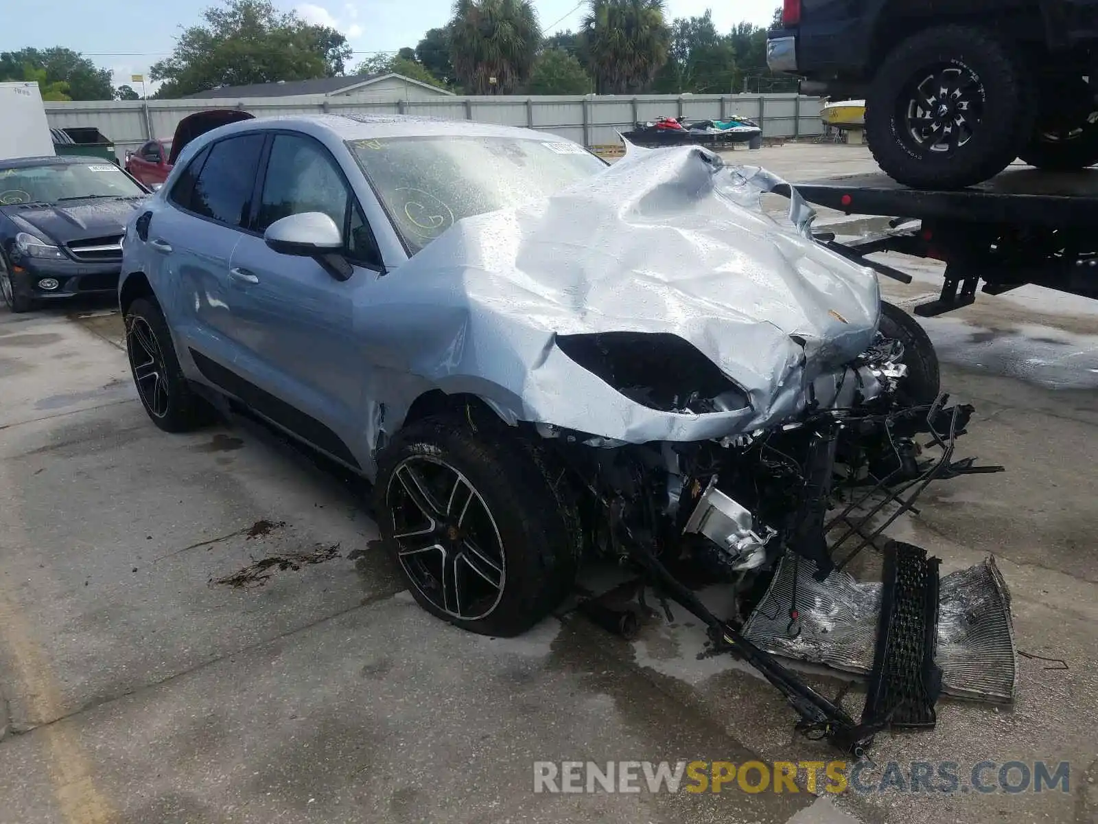 1 Photograph of a damaged car WP1AA2A58LLB03174 PORSCHE MACAN 2020