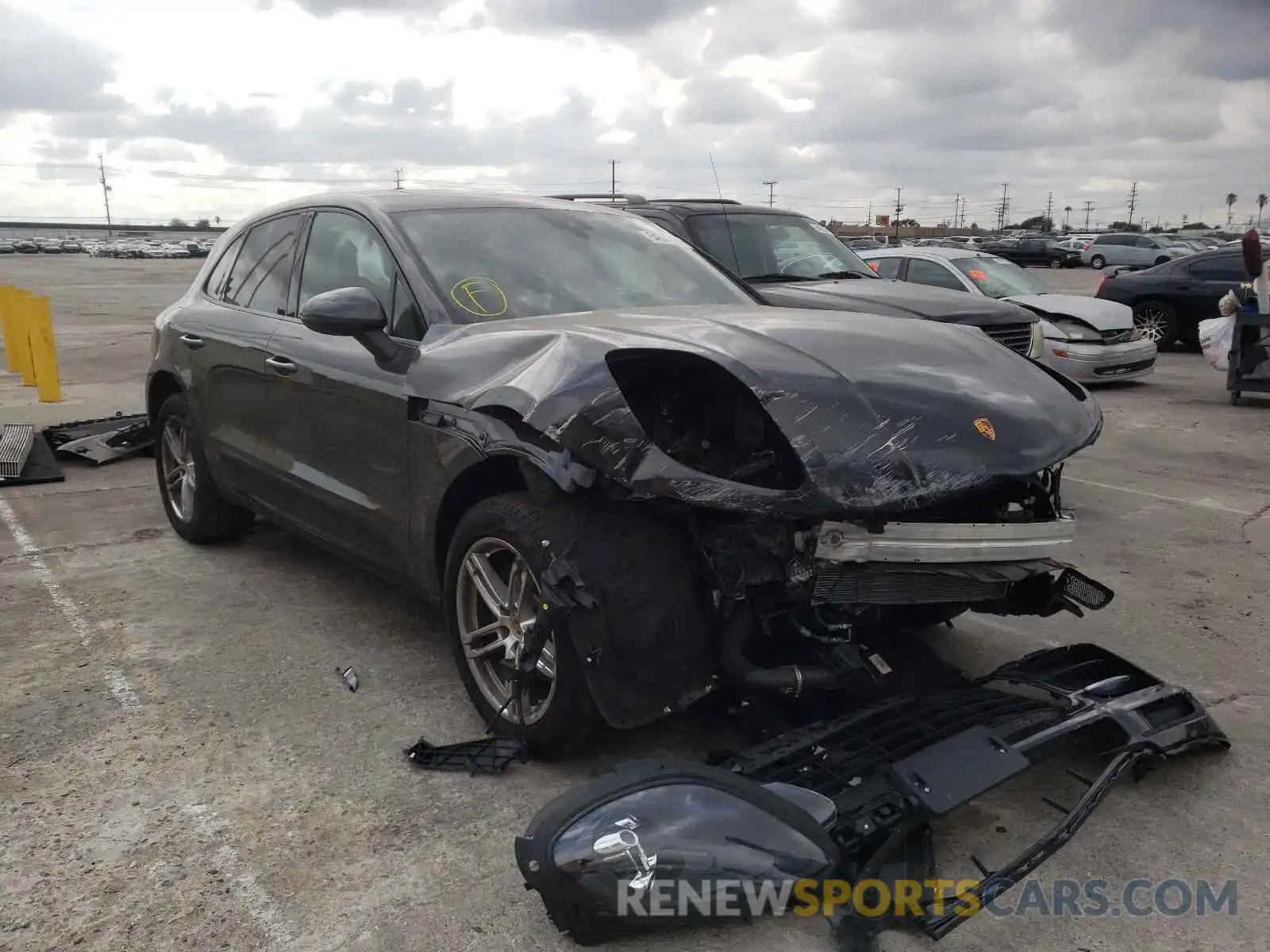 1 Photograph of a damaged car WP1AA2A58LLB14174 PORSCHE MACAN 2020