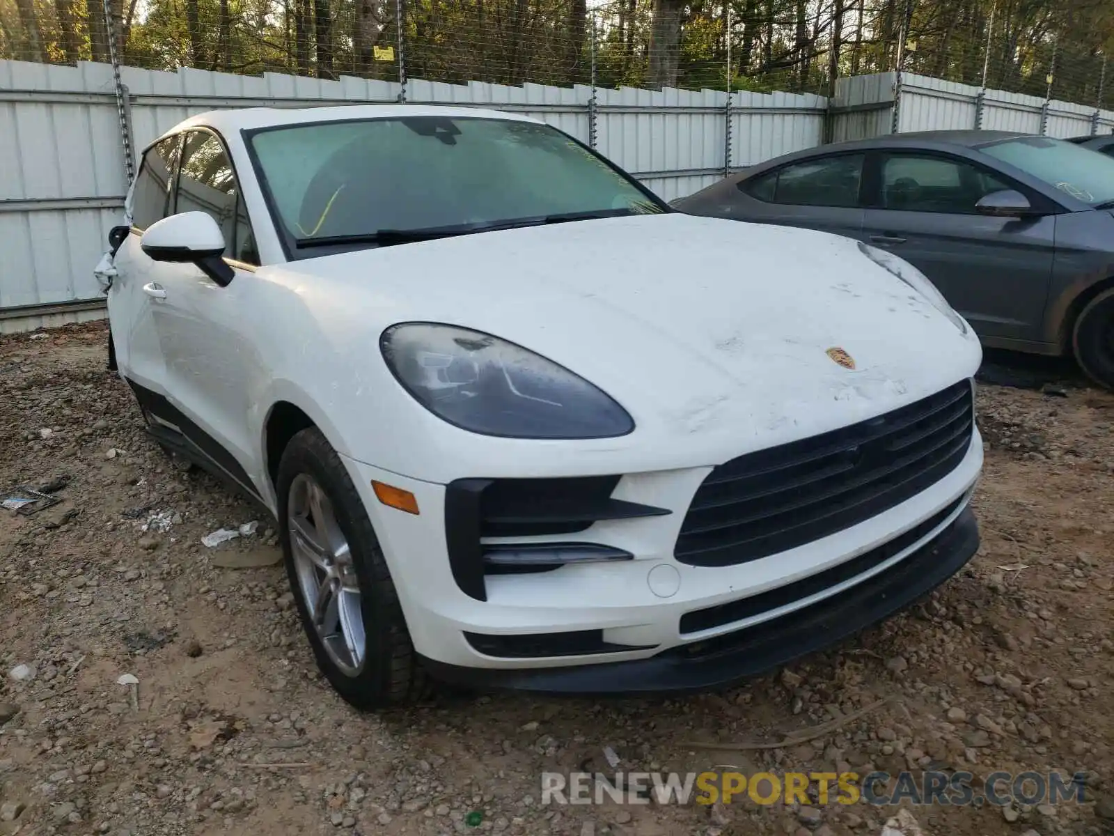 1 Photograph of a damaged car WP1AA2A59LLB01563 PORSCHE MACAN 2020