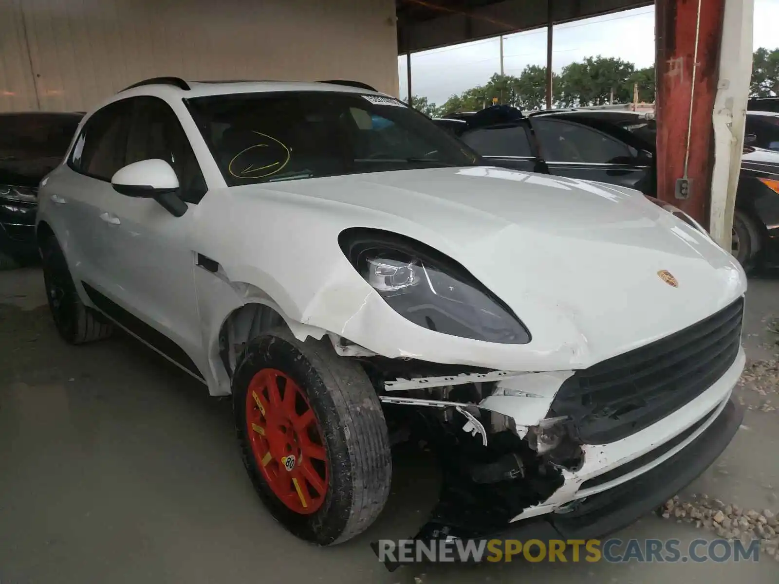 1 Photograph of a damaged car WP1AA2A59LLB02907 PORSCHE MACAN 2020