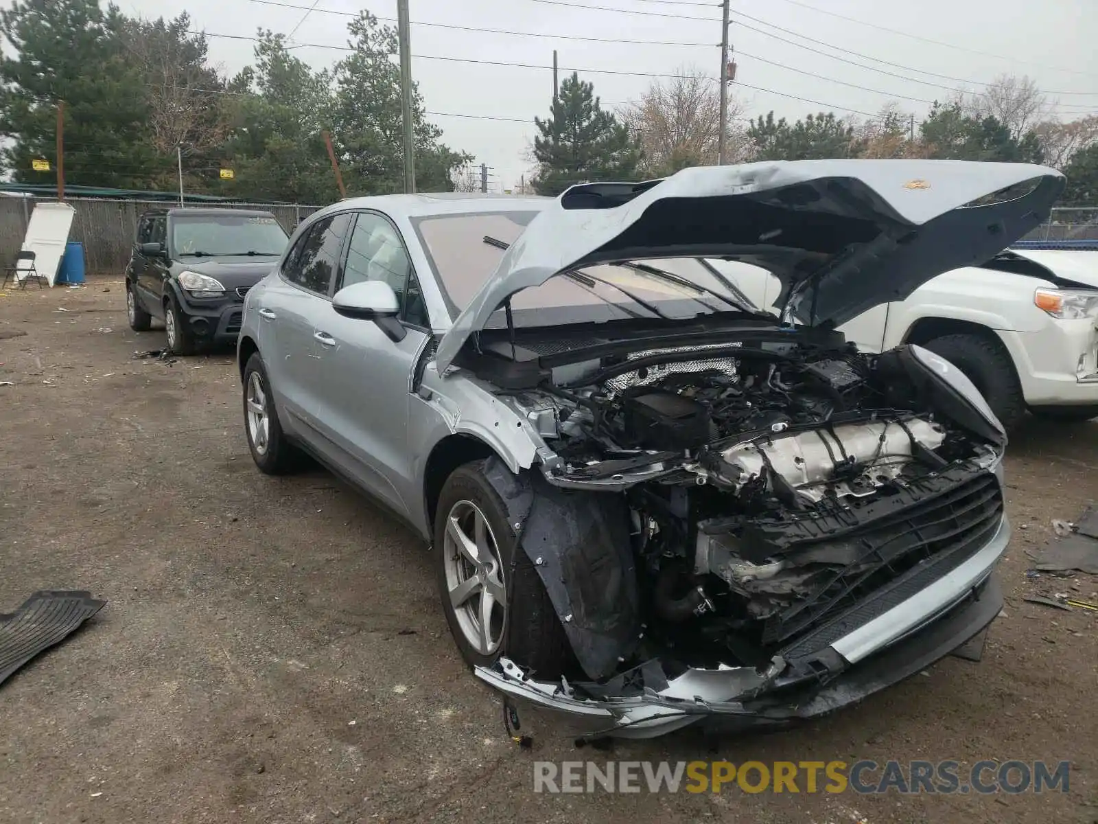 1 Photograph of a damaged car WP1AA2A59LLB04219 PORSCHE MACAN 2020