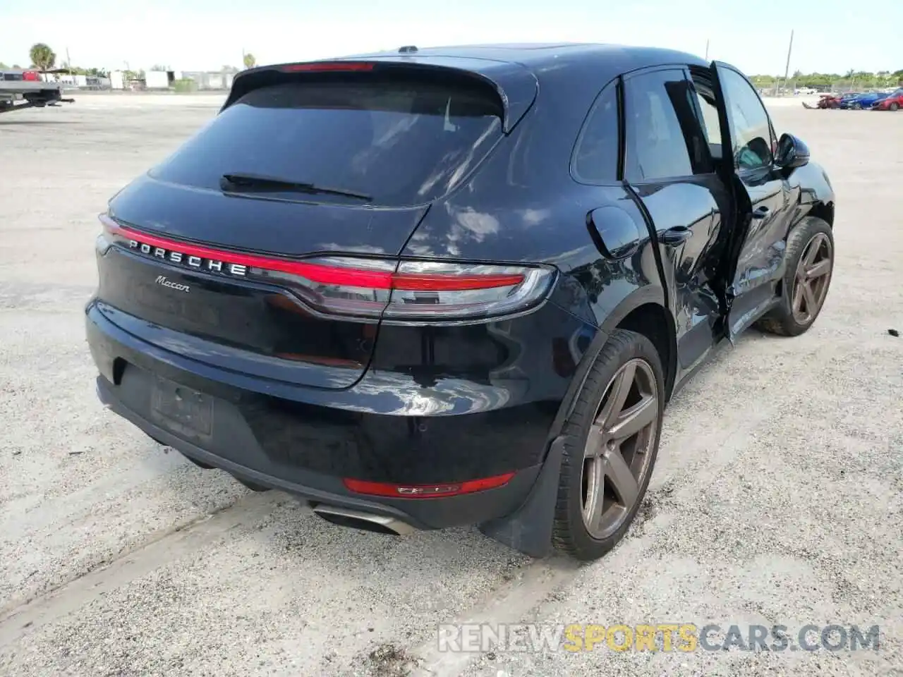 4 Photograph of a damaged car WP1AA2A59LLB04267 PORSCHE MACAN 2020