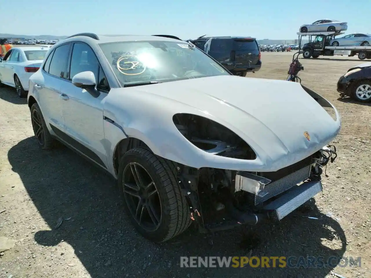 1 Photograph of a damaged car WP1AA2A59LLB12191 PORSCHE MACAN 2020