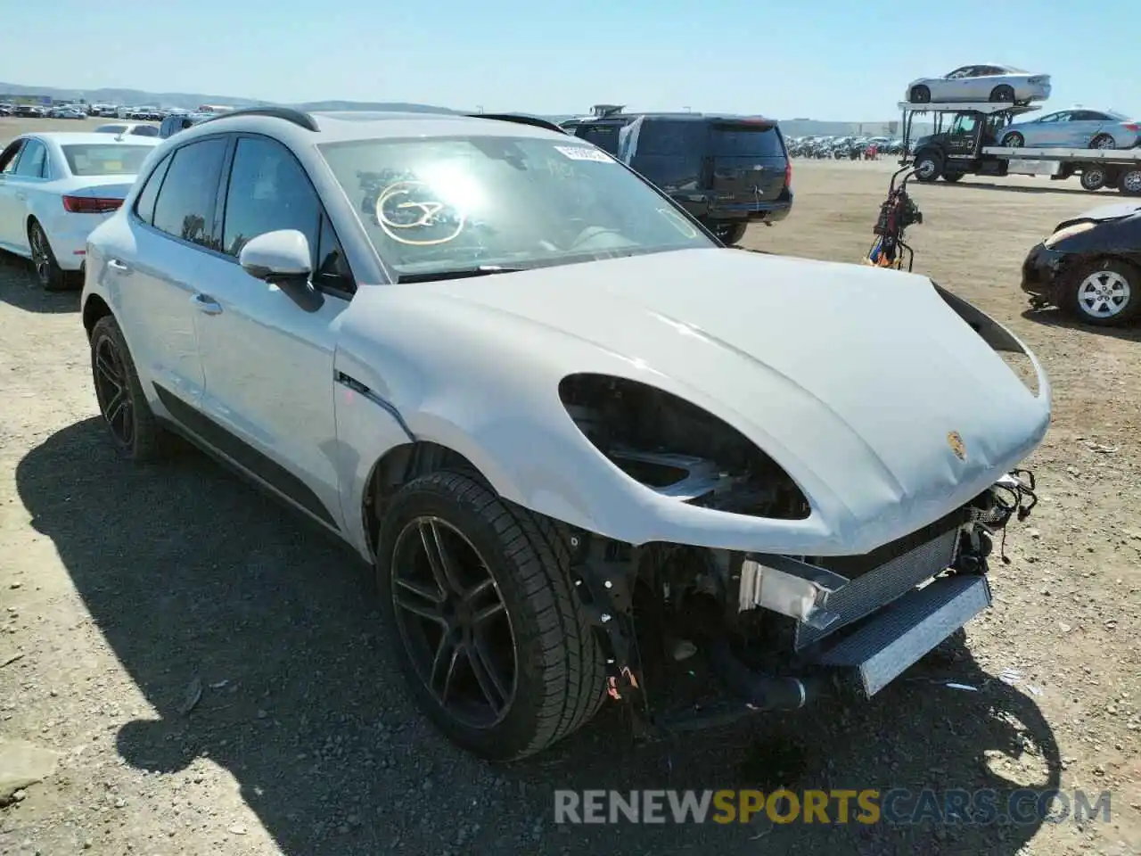 9 Photograph of a damaged car WP1AA2A59LLB12191 PORSCHE MACAN 2020