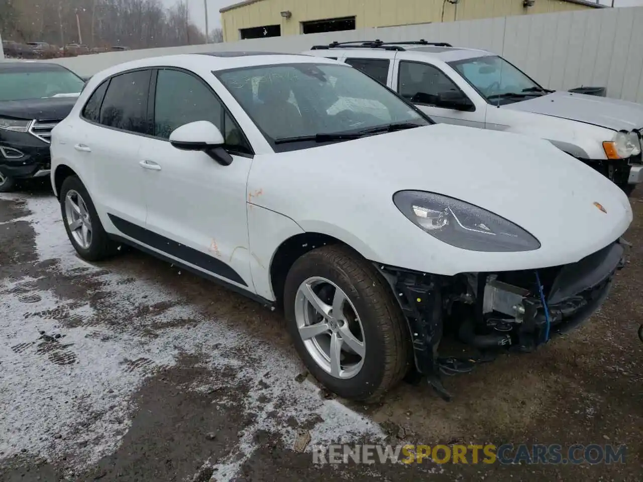 1 Photograph of a damaged car WP1AA2A59LLB12837 PORSCHE MACAN 2020