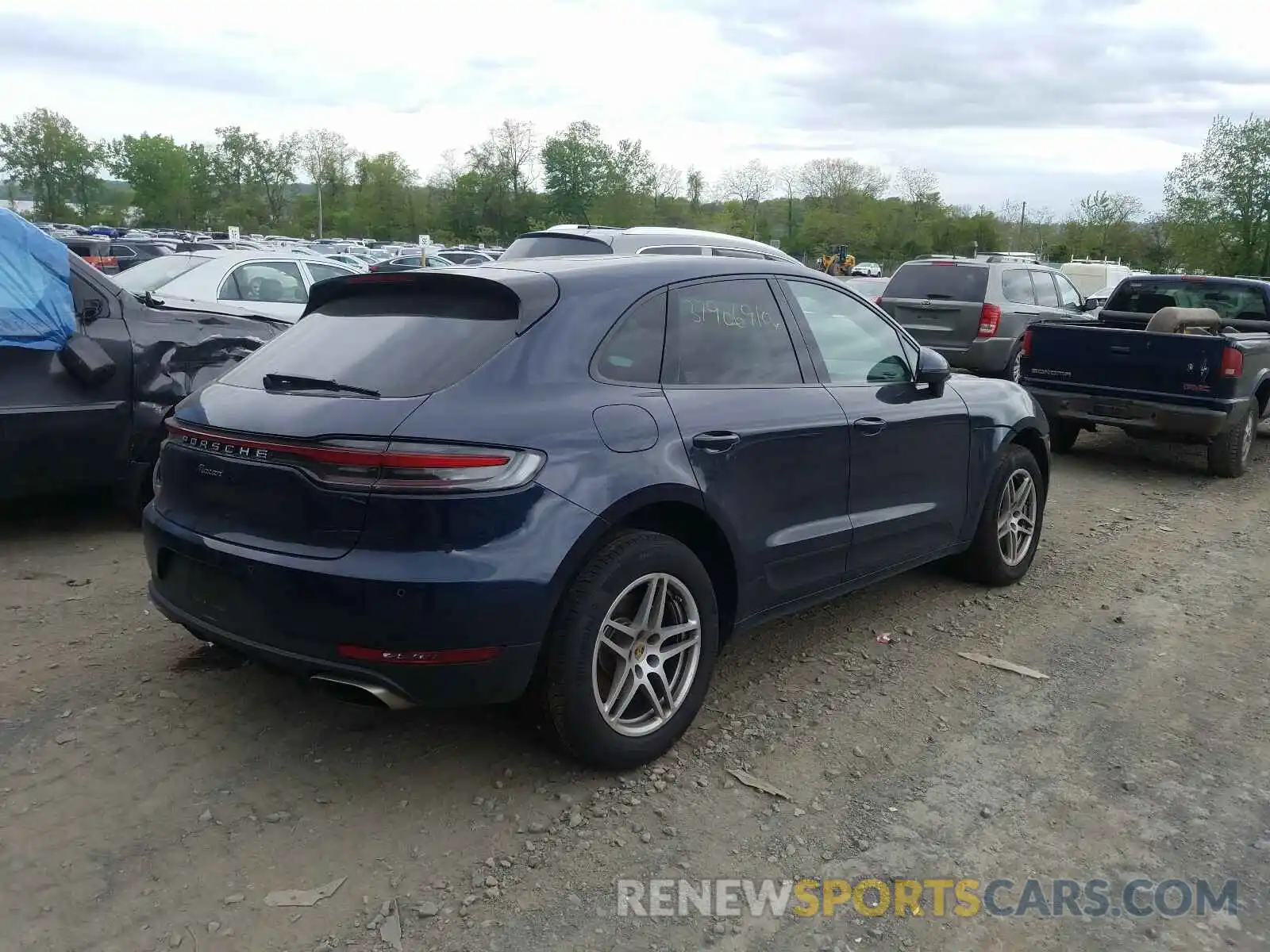 4 Photograph of a damaged car WP1AA2A5XLLB01717 PORSCHE MACAN 2020