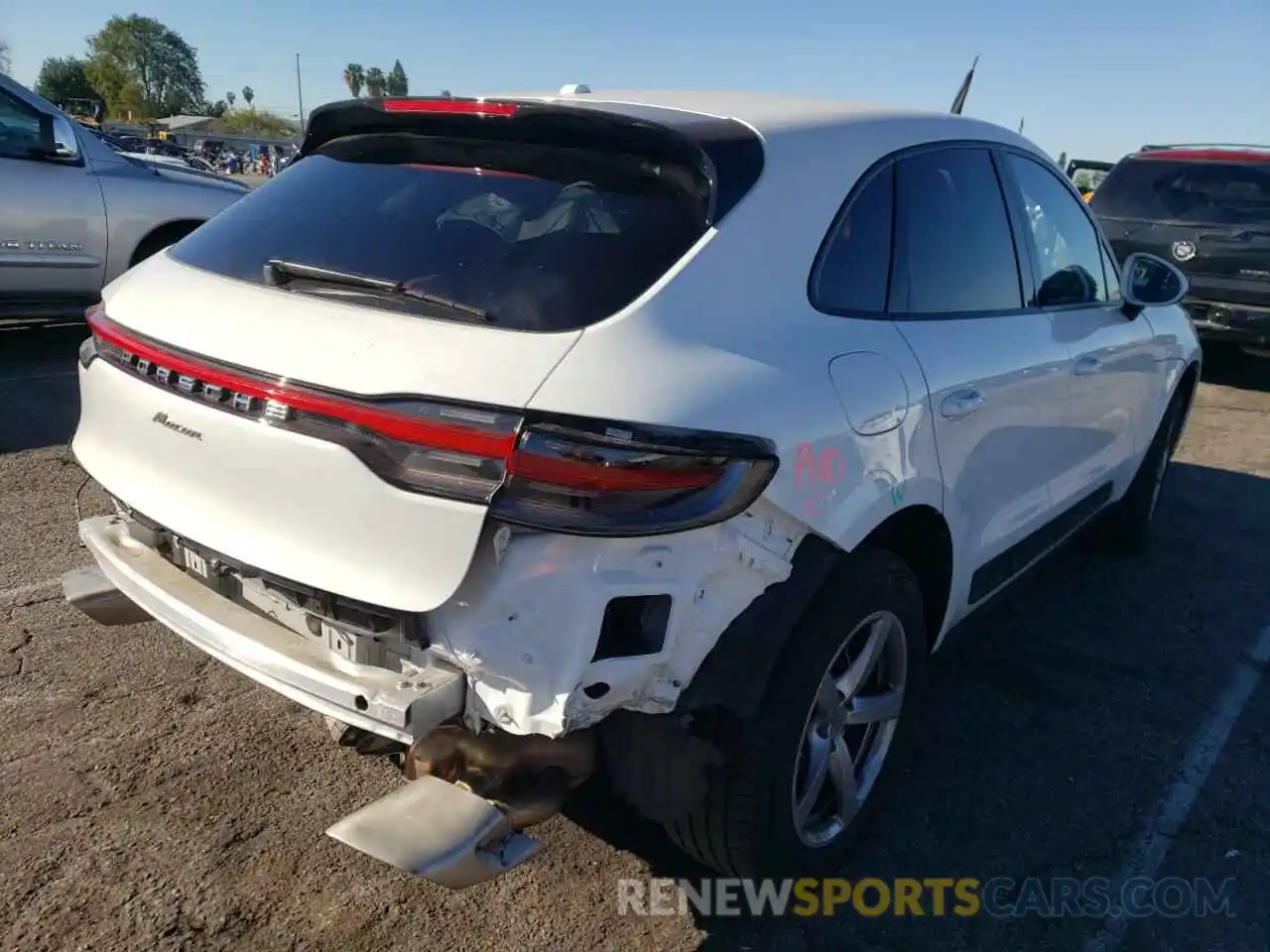 4 Photograph of a damaged car WP1AA2A5XLLB10210 PORSCHE MACAN 2020