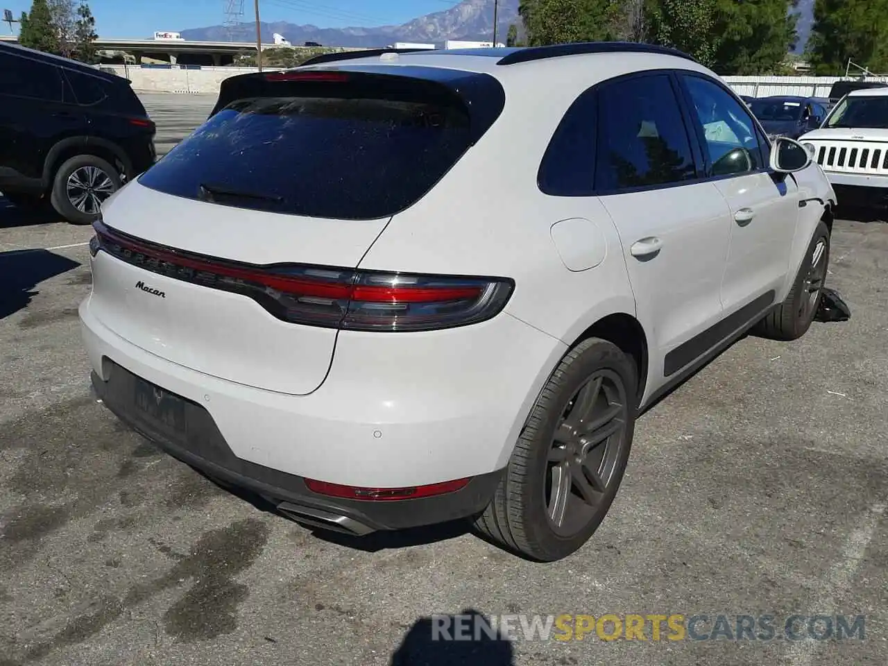 4 Photograph of a damaged car WP1AA2A5XLLB11325 PORSCHE MACAN 2020