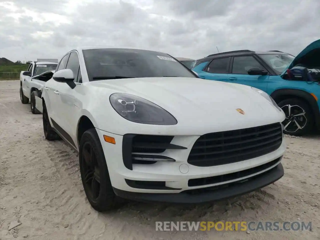 1 Photograph of a damaged car WP1AB2A51LLB33906 PORSCHE MACAN 2020