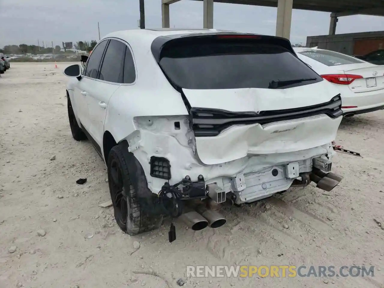 3 Photograph of a damaged car WP1AB2A51LLB33906 PORSCHE MACAN 2020