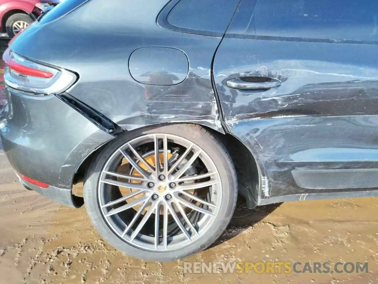 9 Photograph of a damaged car WP1AB2A54LLB32135 PORSCHE MACAN 2020