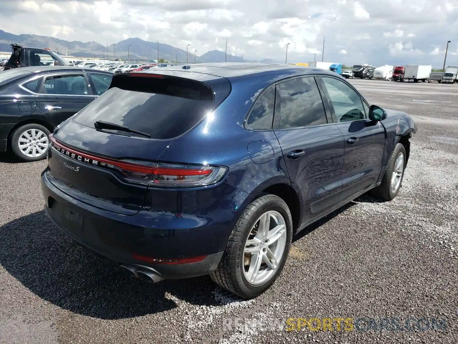 4 Photograph of a damaged car WP1AB2A54LLB33639 PORSCHE MACAN 2020